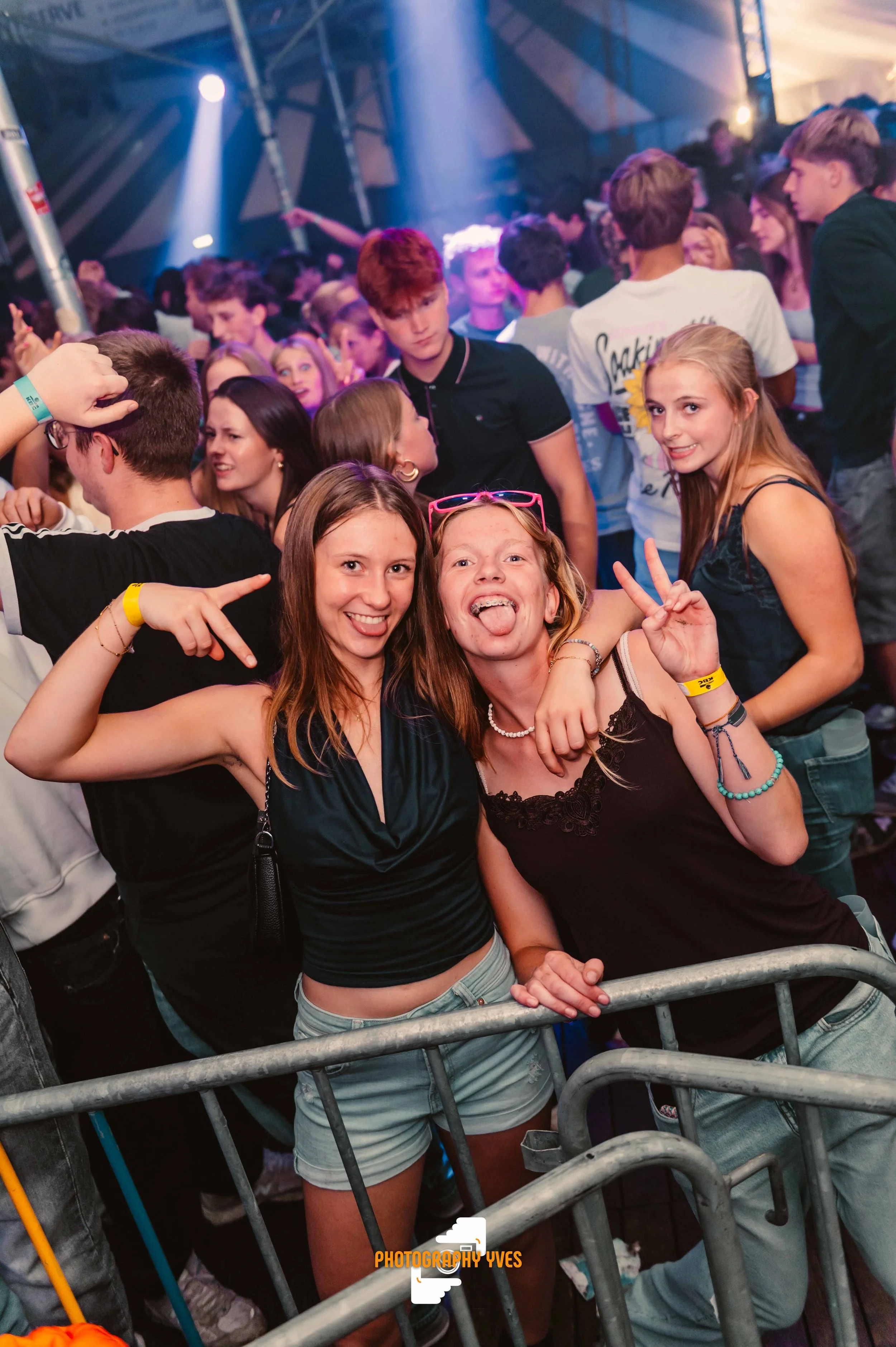HOEKKERMIS - YVG-114.jpg