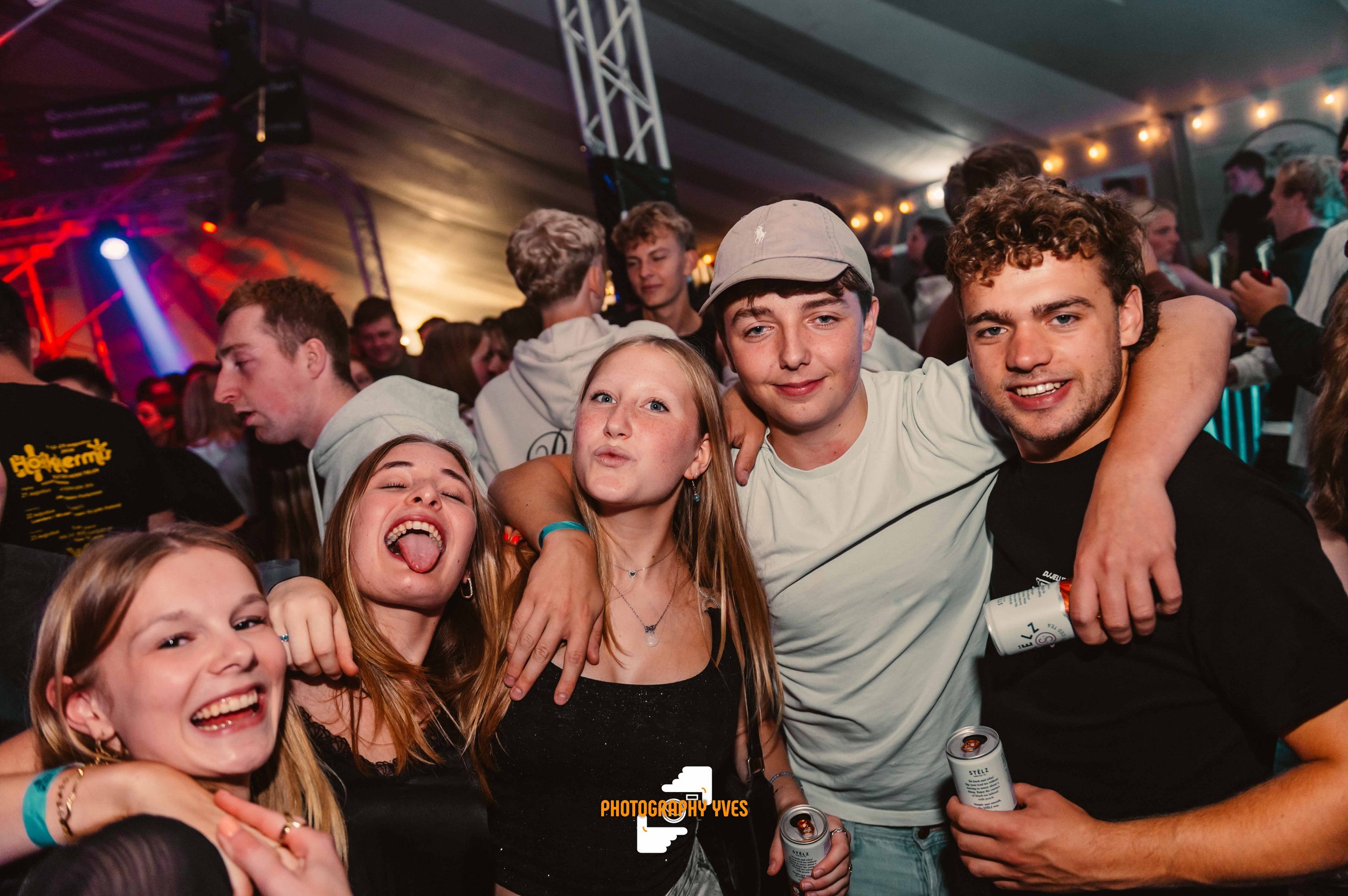 HOEKKERMIS - YVG-151.jpg