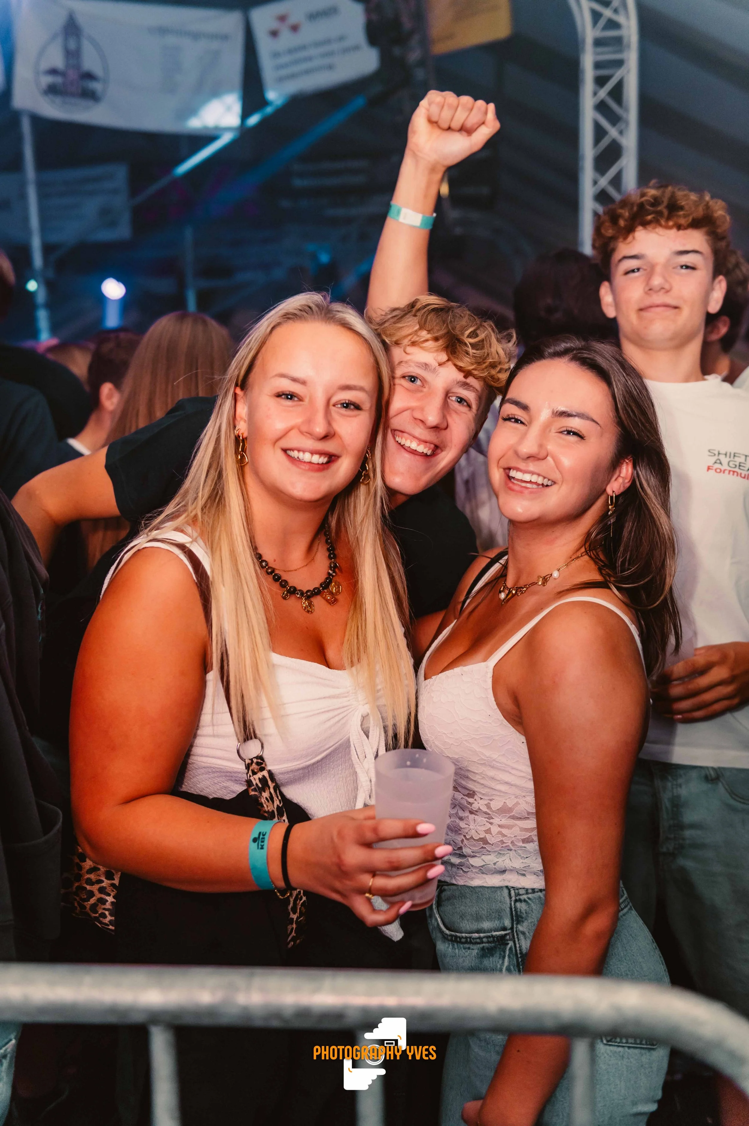 HOEKKERMIS - YVG-128.jpg