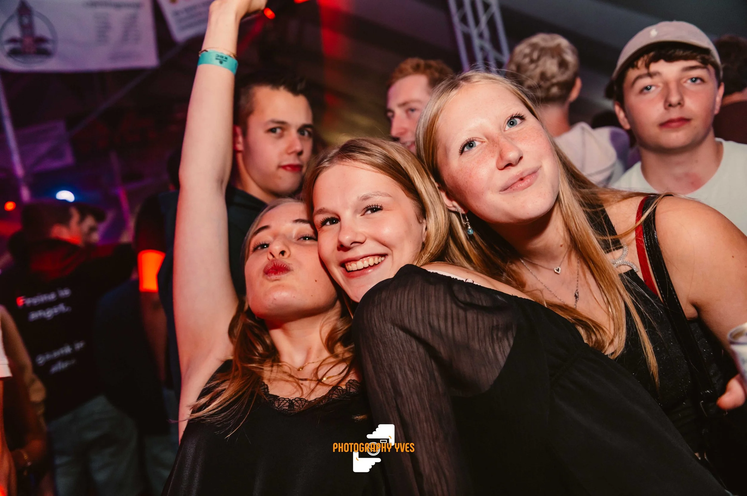 HOEKKERMIS - YVG-149.jpg