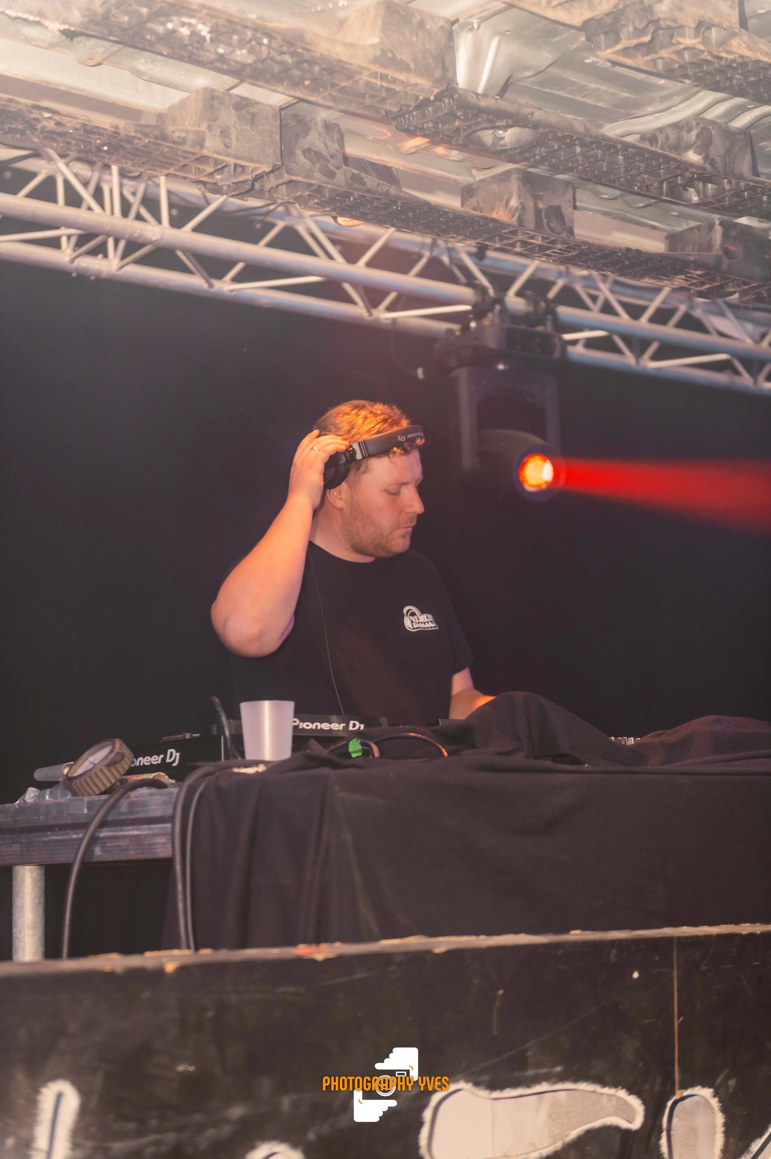 HOEKKERMIS - YVG-208.jpg