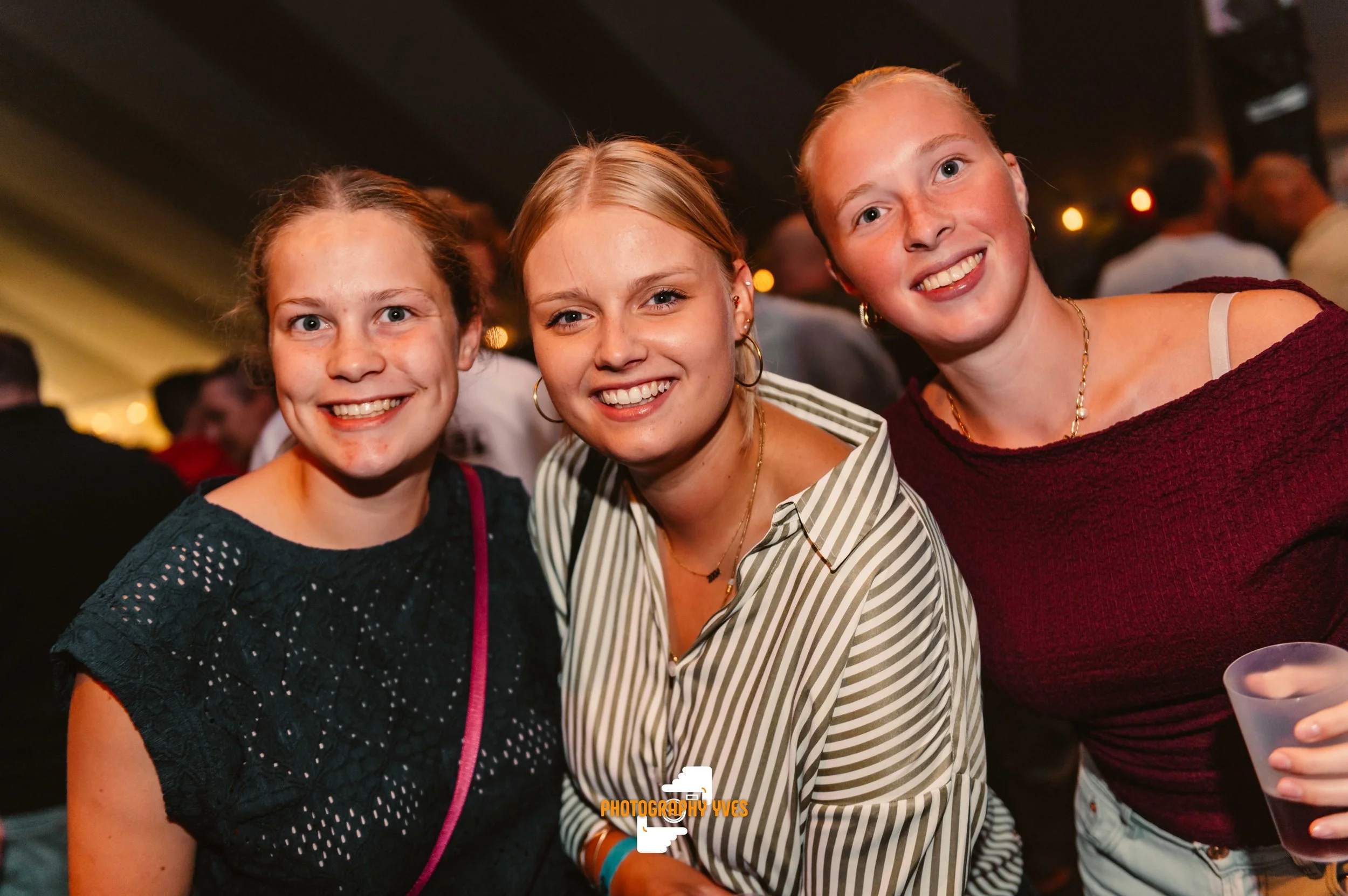 HOEKKERMIS - YVG-105.jpg