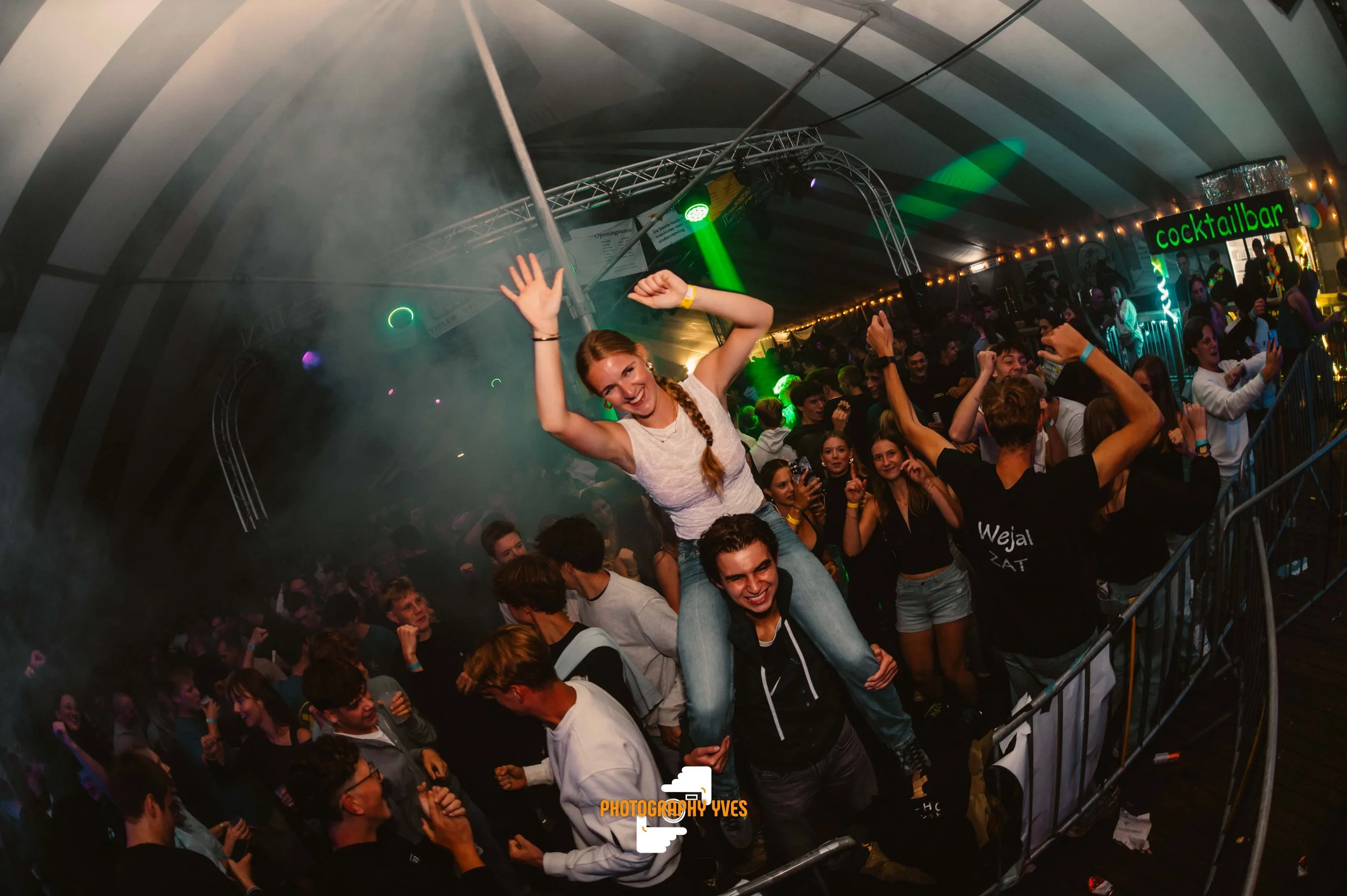 HOEKKERMIS - YVG-89.jpg