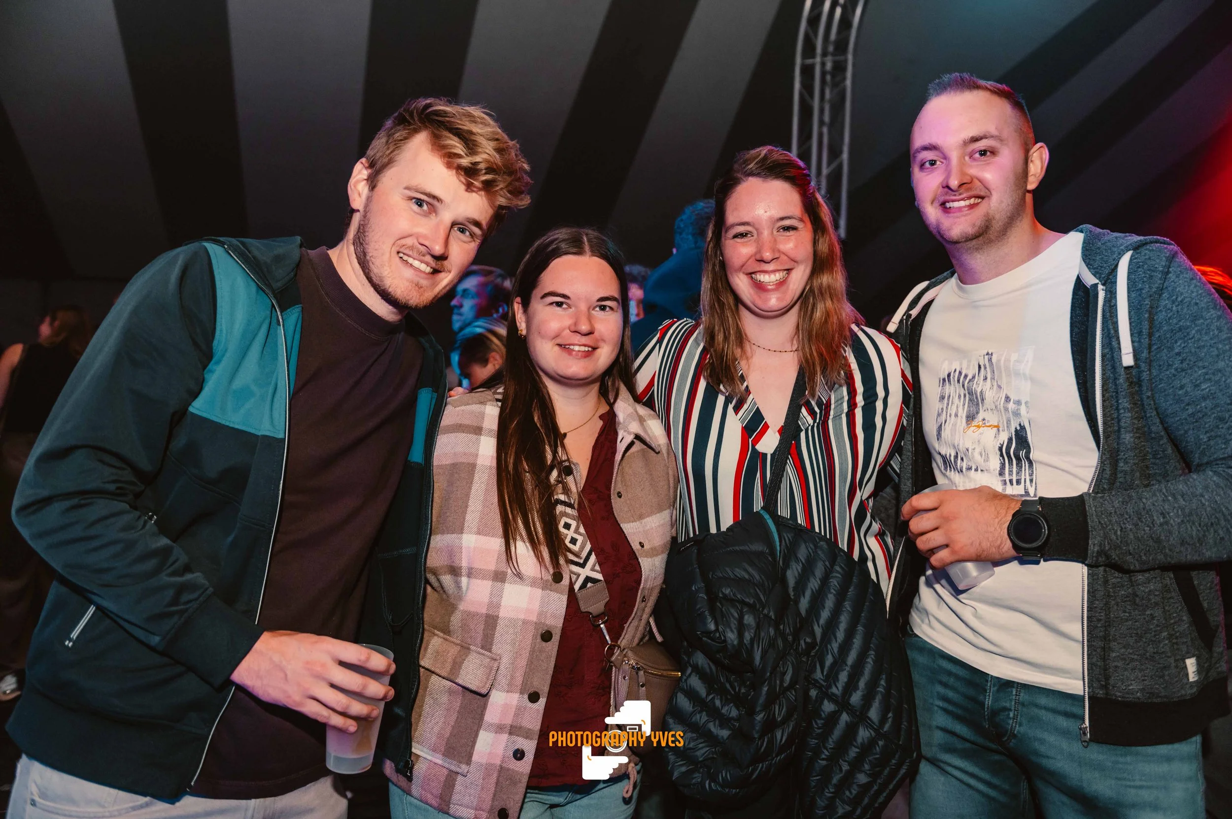 HOEKKERMIS - YVG-132.jpg