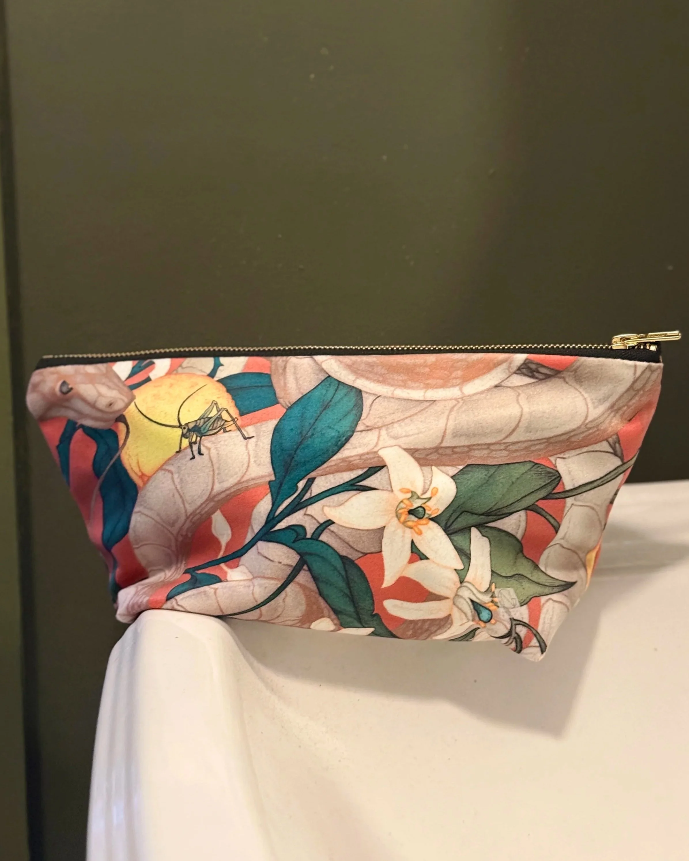 NG_VELVET+POUCH_SS+ORANGE+PEEL_BATH.jpg