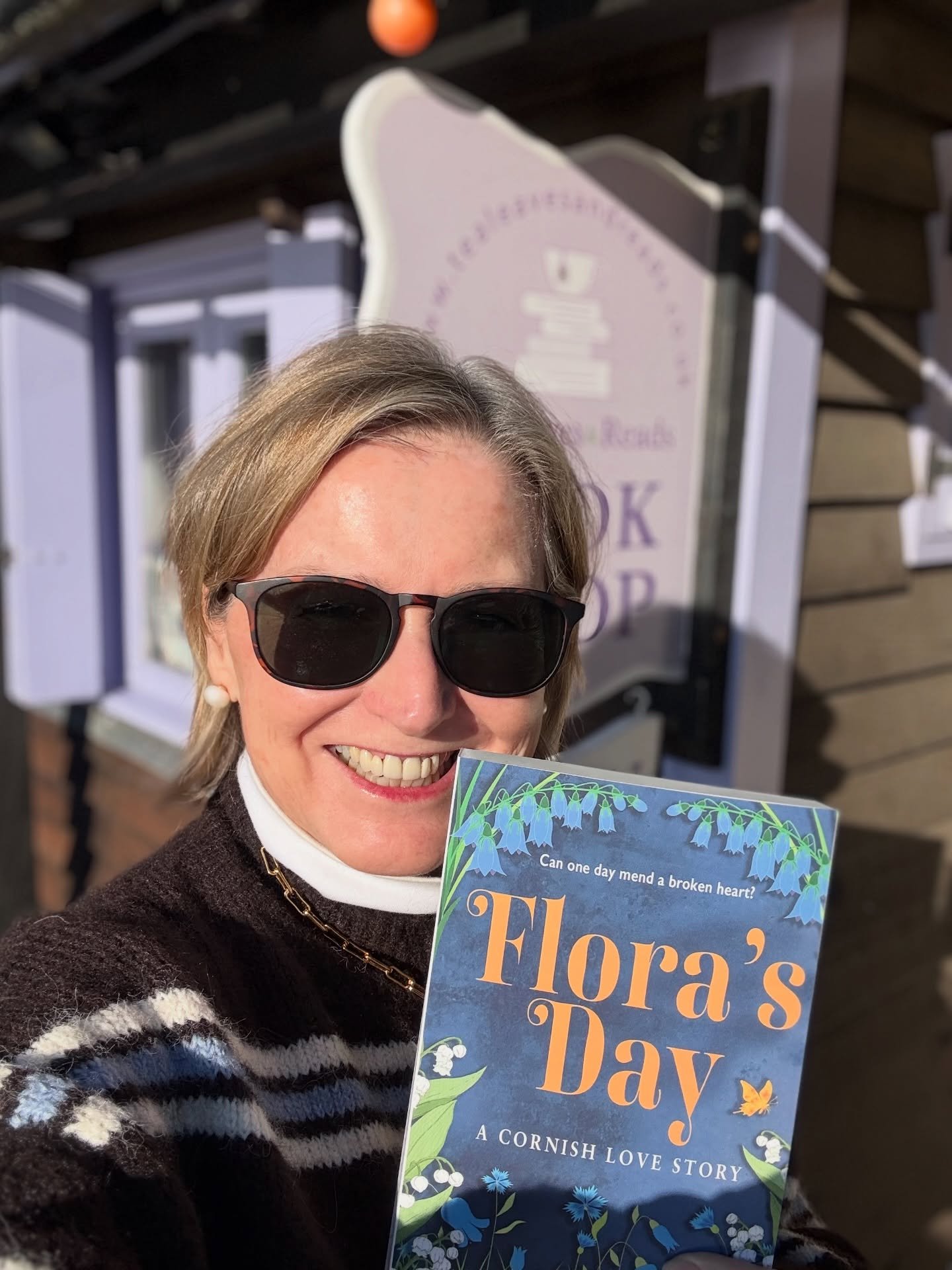 Now begins the thrilling and scary bit of a book coming out. Today I visited the wonderful @tealeavesandreads to leave an early proof of Flora&rsquo;s Day. It&rsquo;s at this point when the book is with early readers that FEAR rumbles deep within. Th