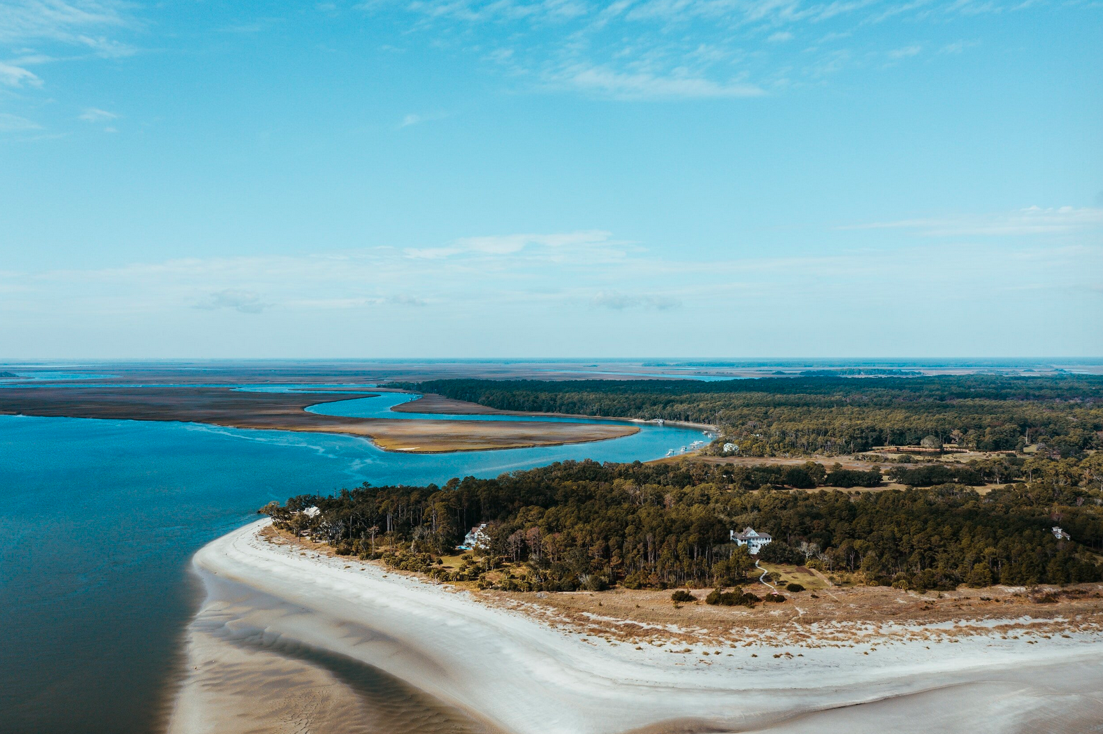 Overcoming Location-Specific Challenges in South Carolina: Salacia Construction's Expert Approach
