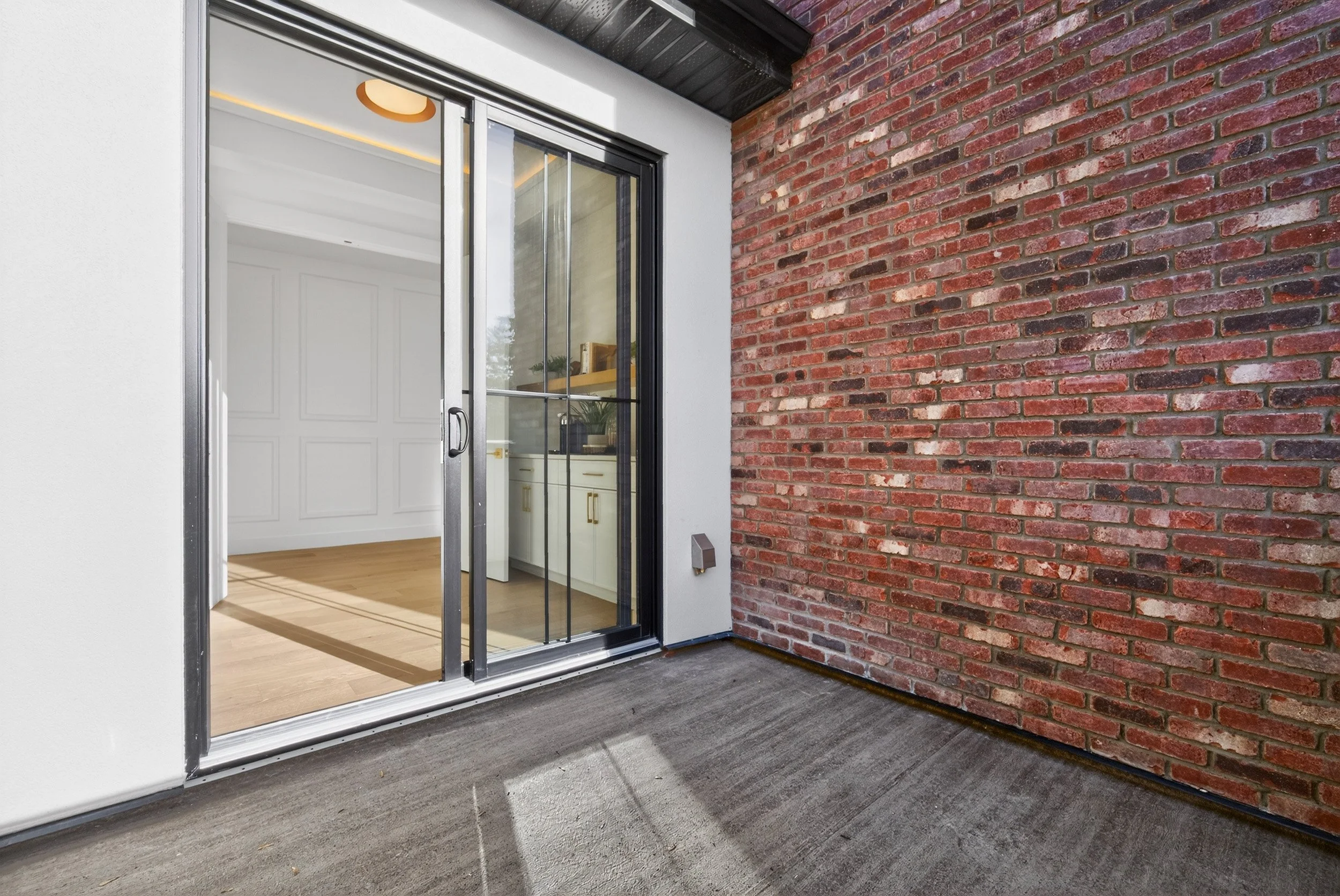 16b. Primary Balcony2.jpg