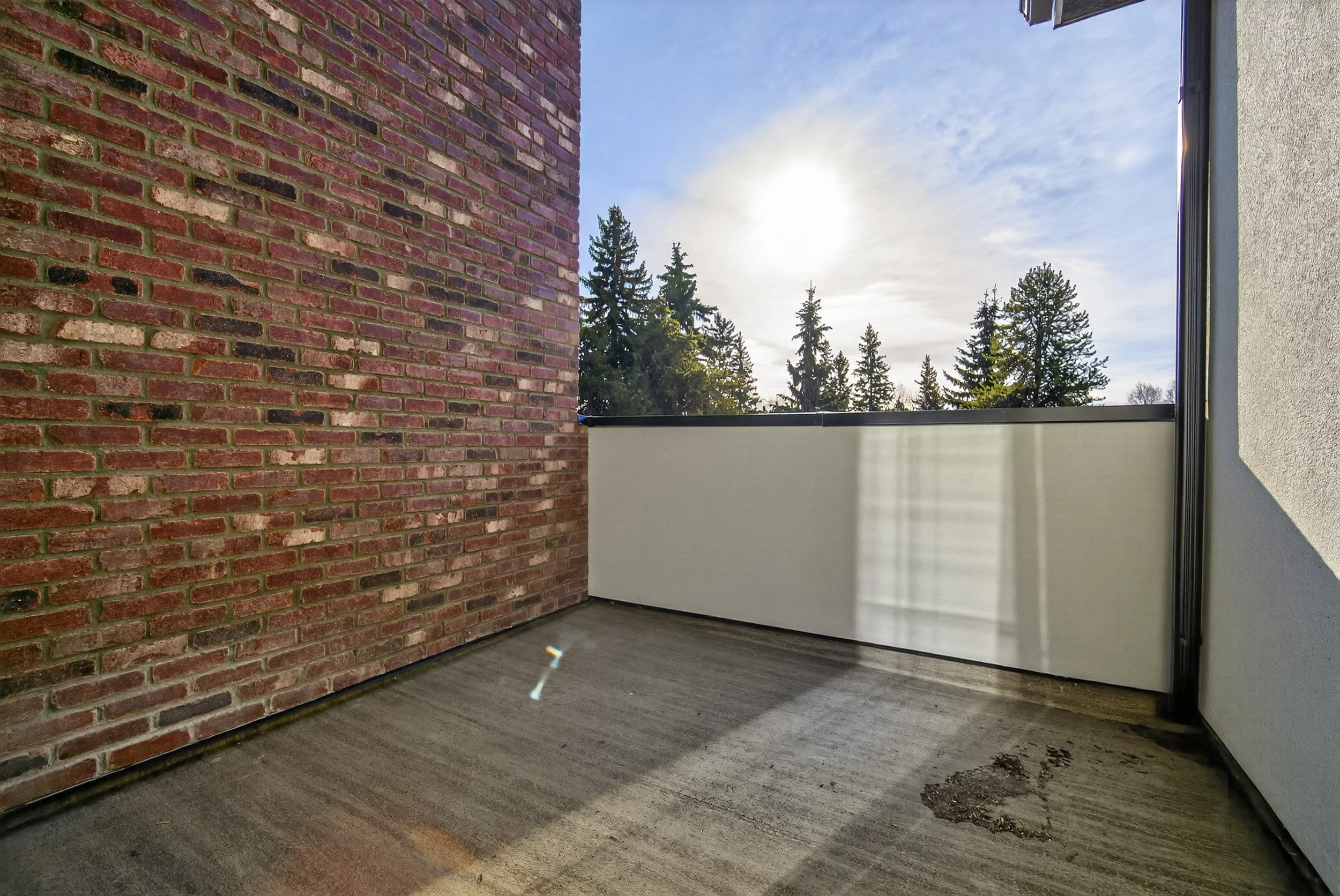 16b. Primary Balcony1.jpg