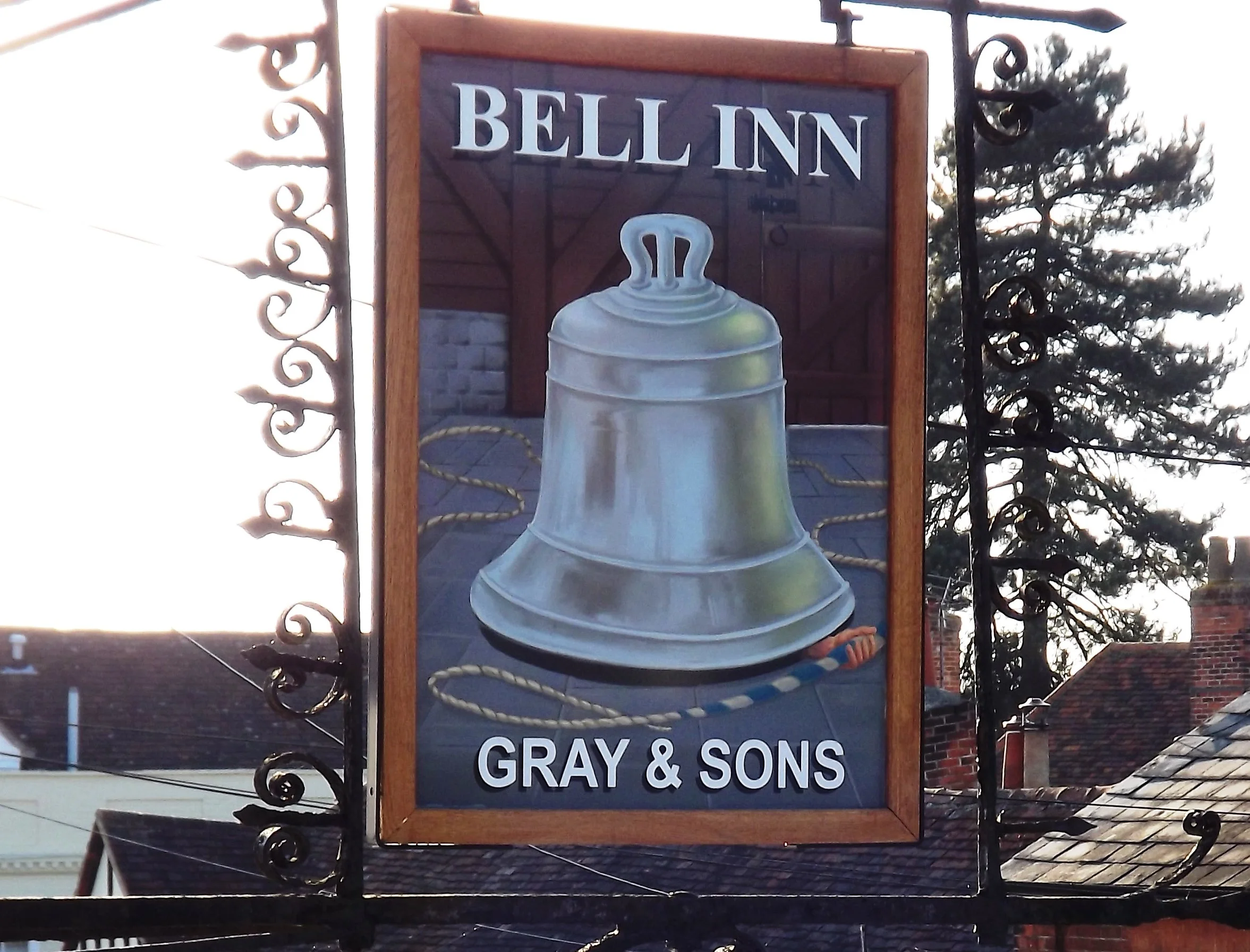 pub 013.JPG