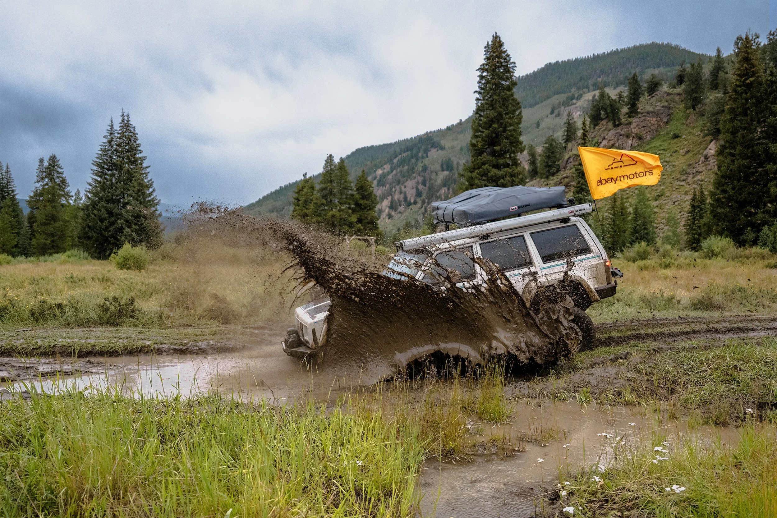 eBay_Overlanding_JEEP_20240812_3x2.jpg