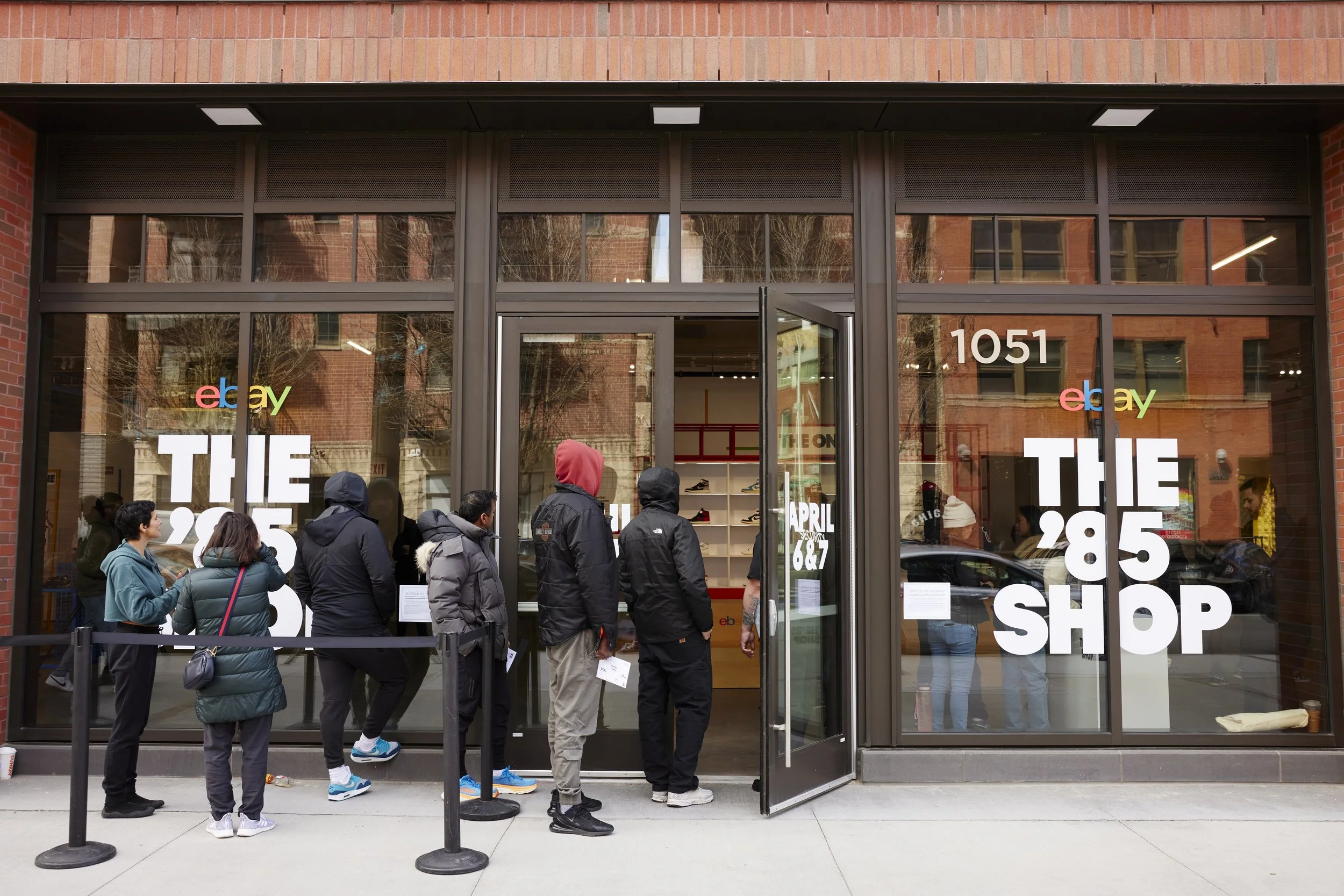 eBay_The85Shop_Exterior_0705.jpg