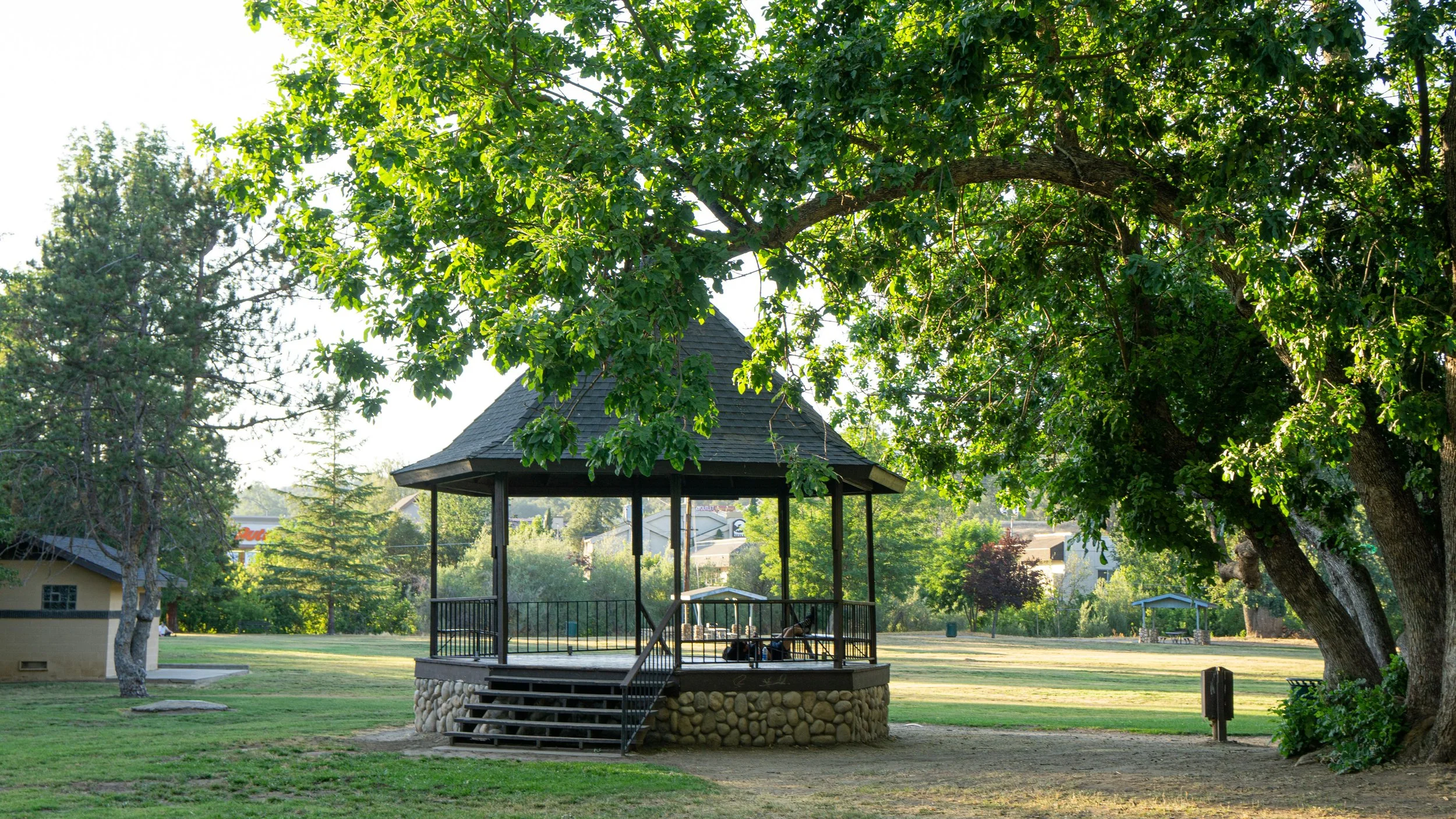 Oakhurst Community Park events music playground family weddings 2022 KL (15).jpg