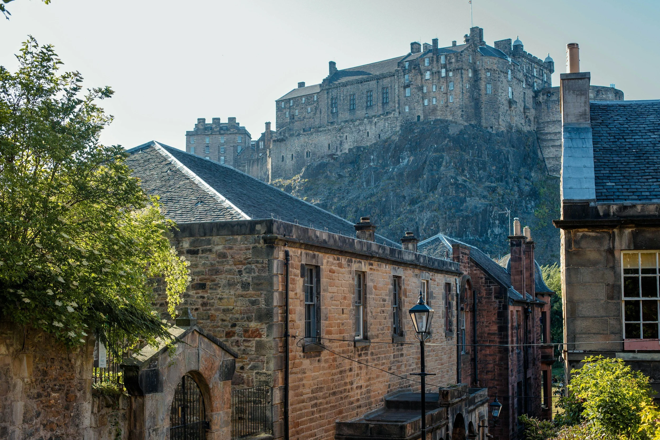 The vennel viewpoint overlooking Edinburgh Castle.