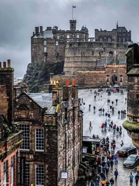 View of Edinburgh Castle