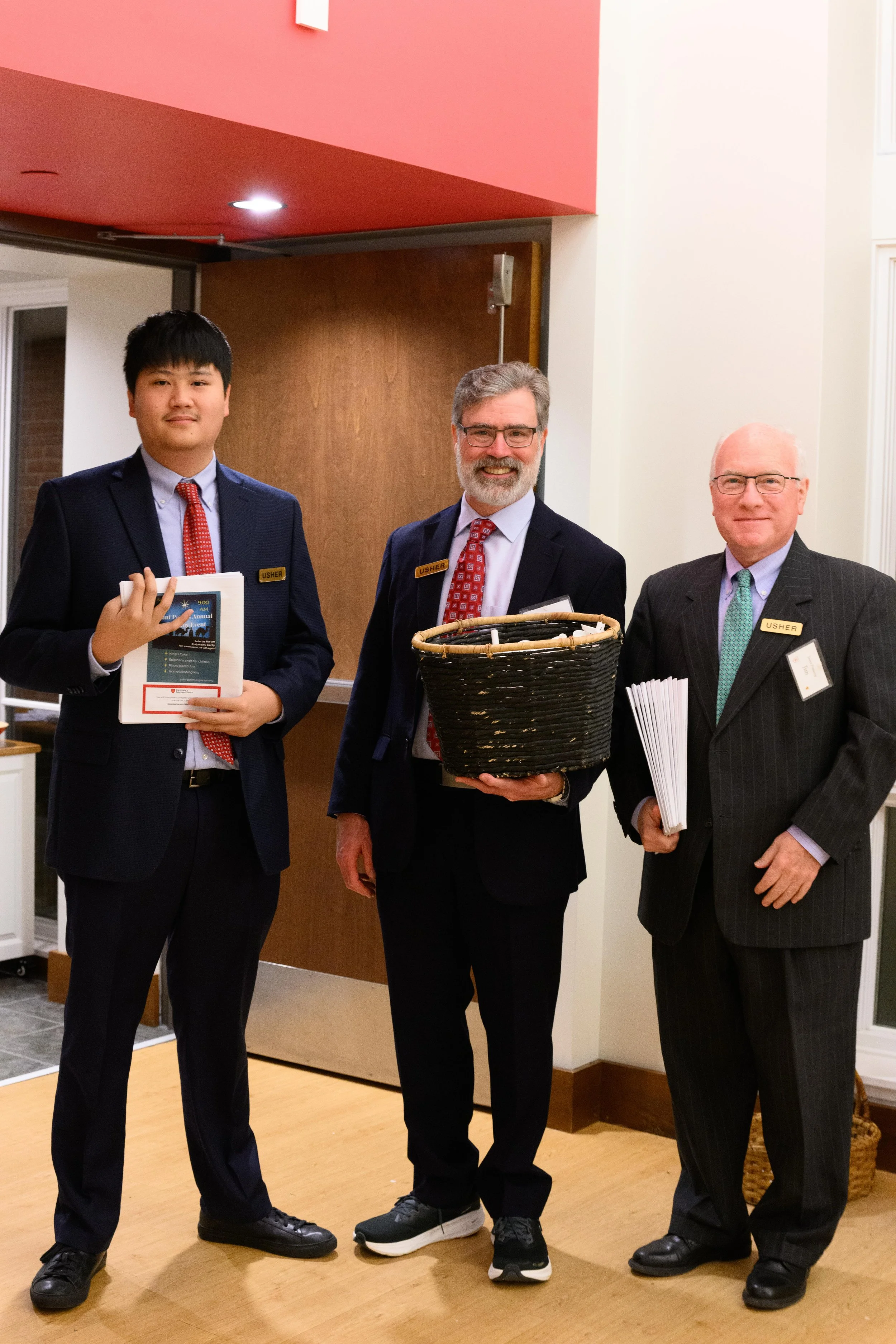 2025 12 24 St Peters Christmas Eve  011.jpg