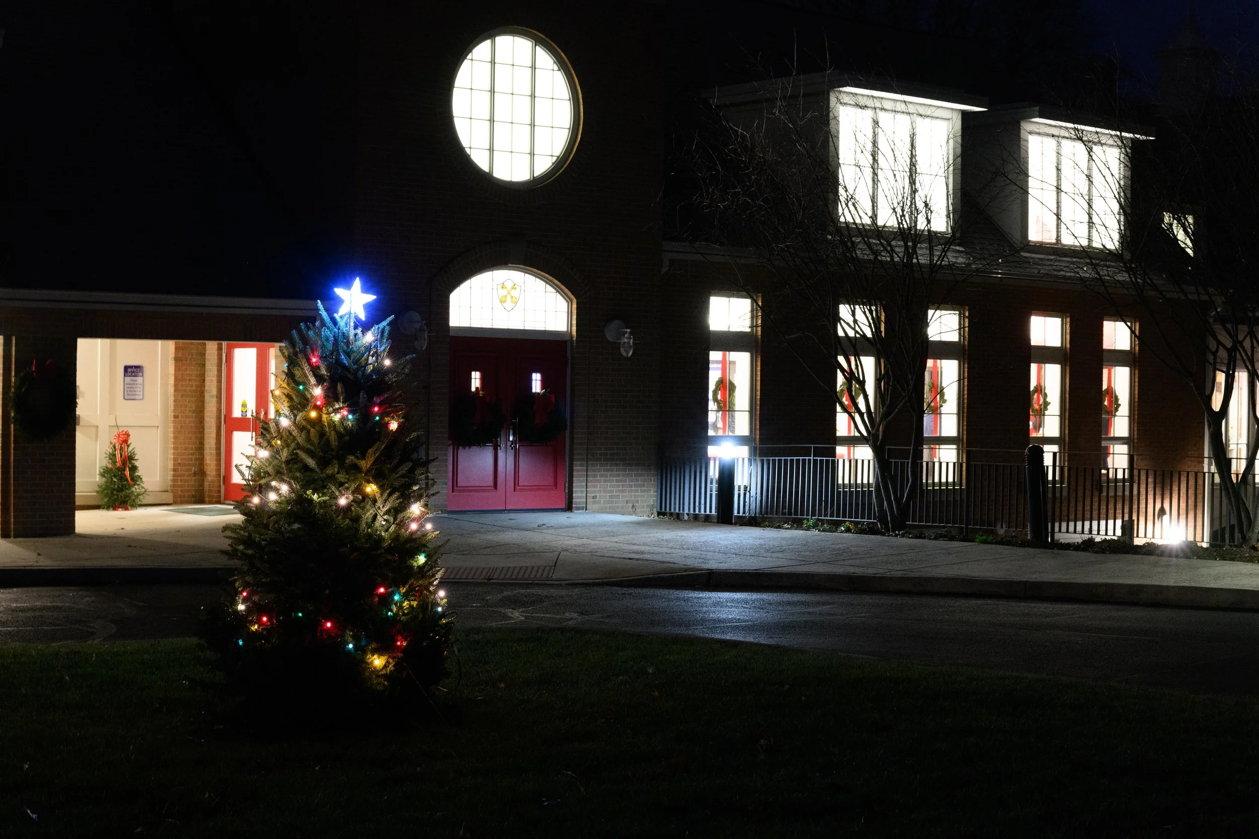 2025 12 24 St Peters Christmas Eve  003.jpg