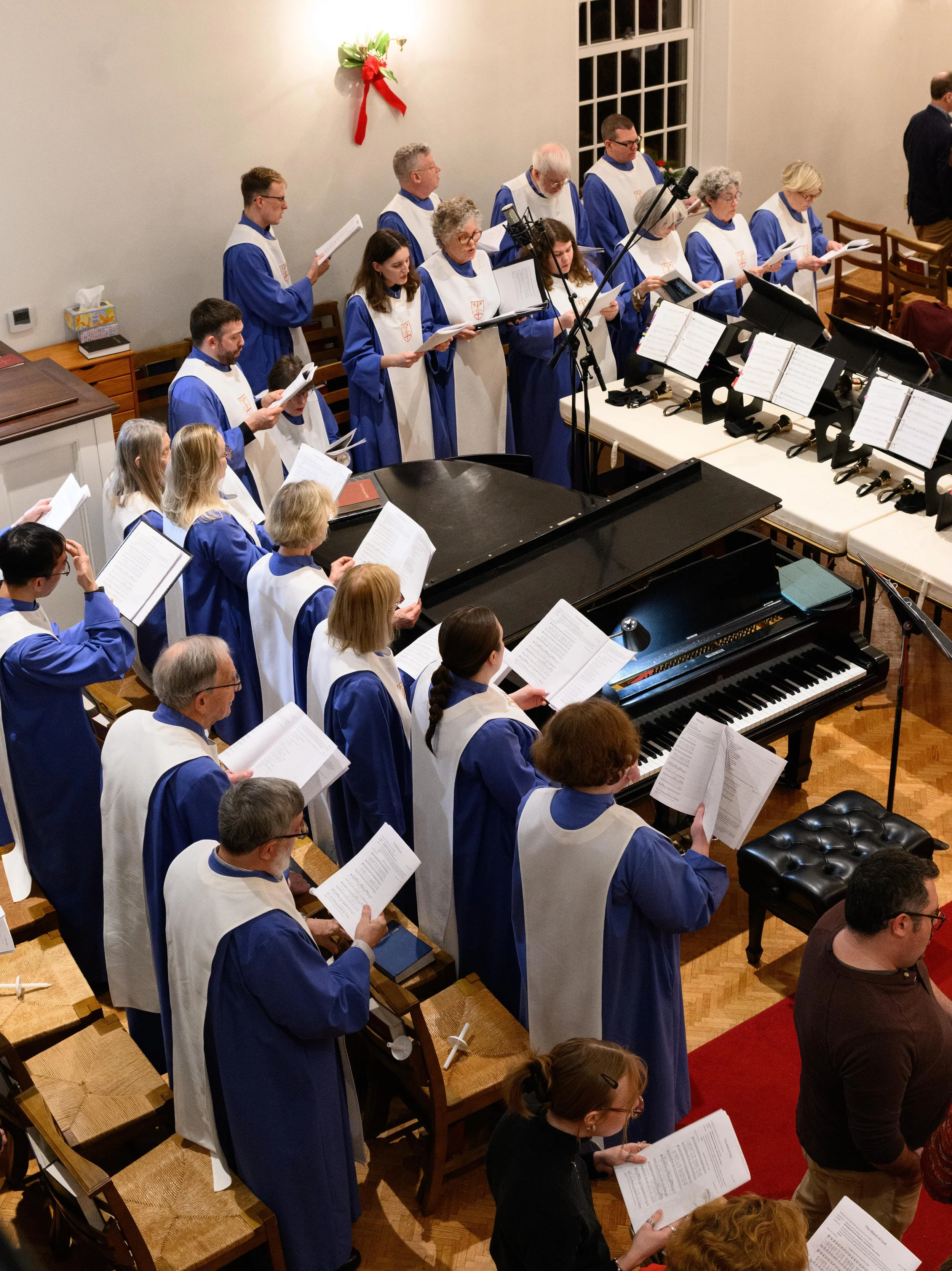 2025 12 24 St Peters Christmas Eve  055.jpg