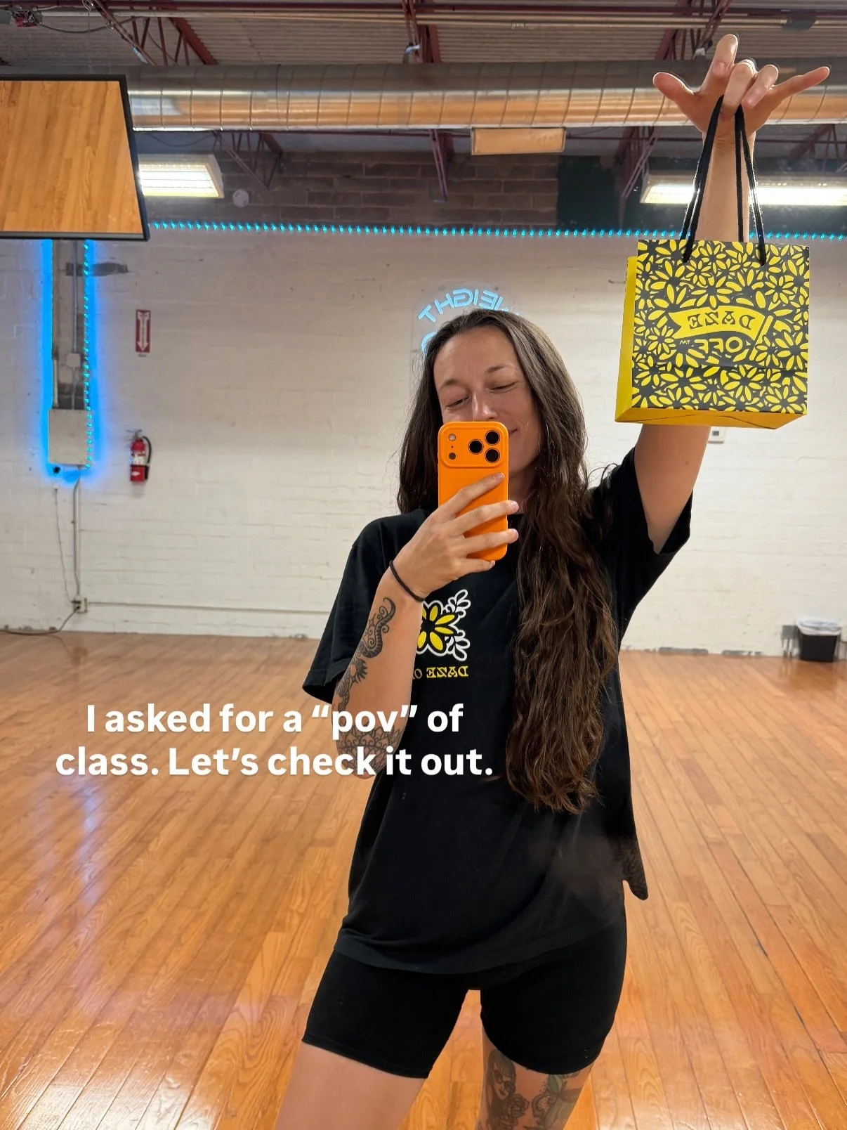 Everyone bringing their own perspective. 🍃👁️&zwj;🗨️

Hosted at the one + only @weightroom.llc 🏋️

I get the pleasure of teaming up with @lekush_james + @takedazeoff to bring you DAZED &amp; INFUSED YOGA. 💛

Once a month we settle in together. Cl