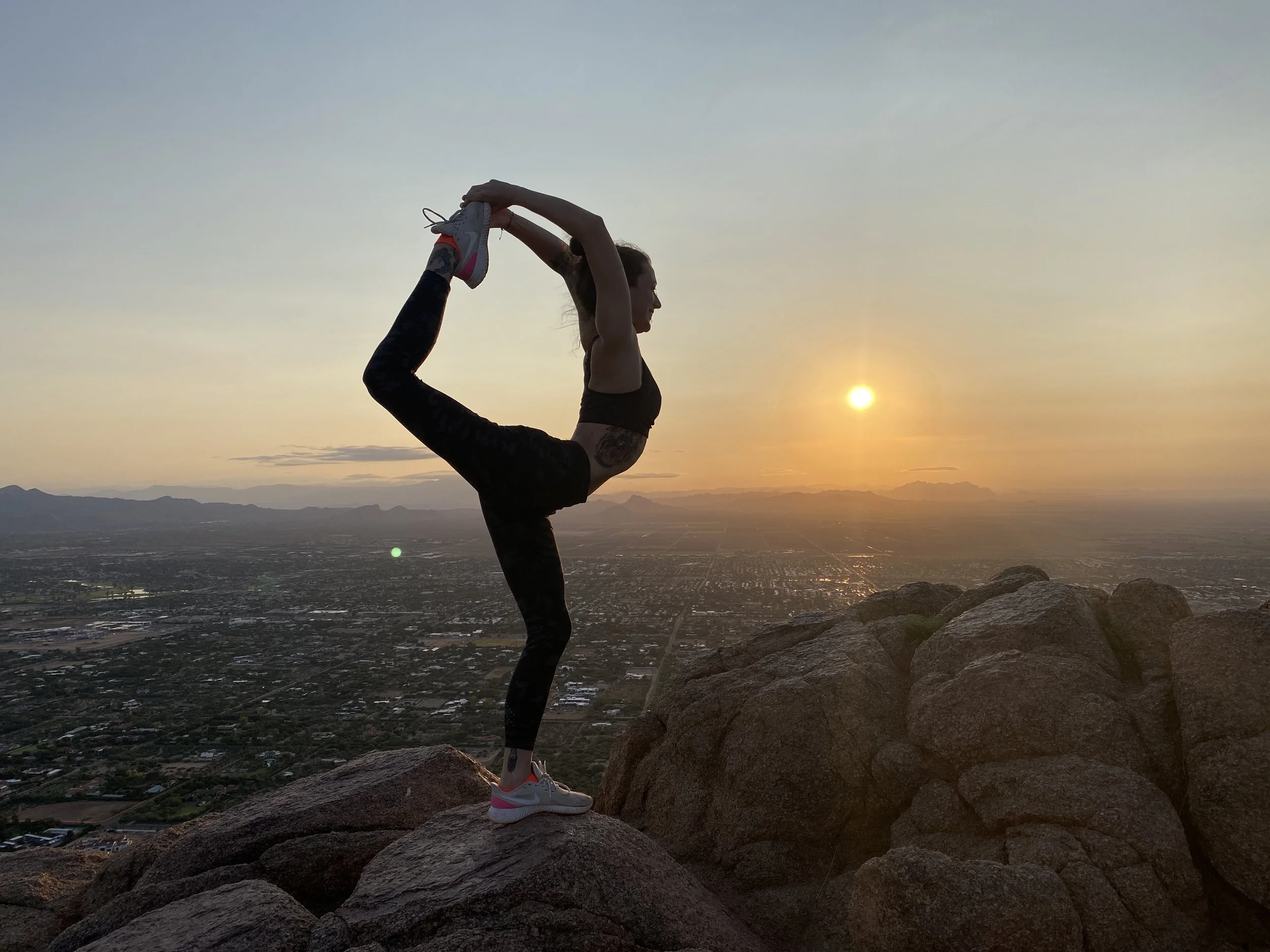 dancers pose on camelback mountain