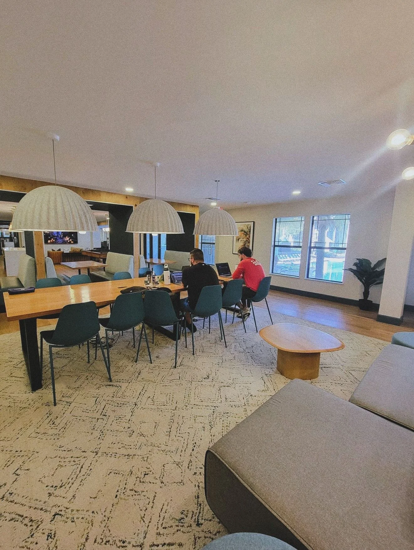 Midterms got us in full focus mode 📚. Good thing the 24hr clubhouse is always open for late-night cramming, group sessions, and much-needed coffee breaks ☕ 

Come claim your favorite study spot and let&rsquo;s ace these exams together! 💙 

#StudyMo