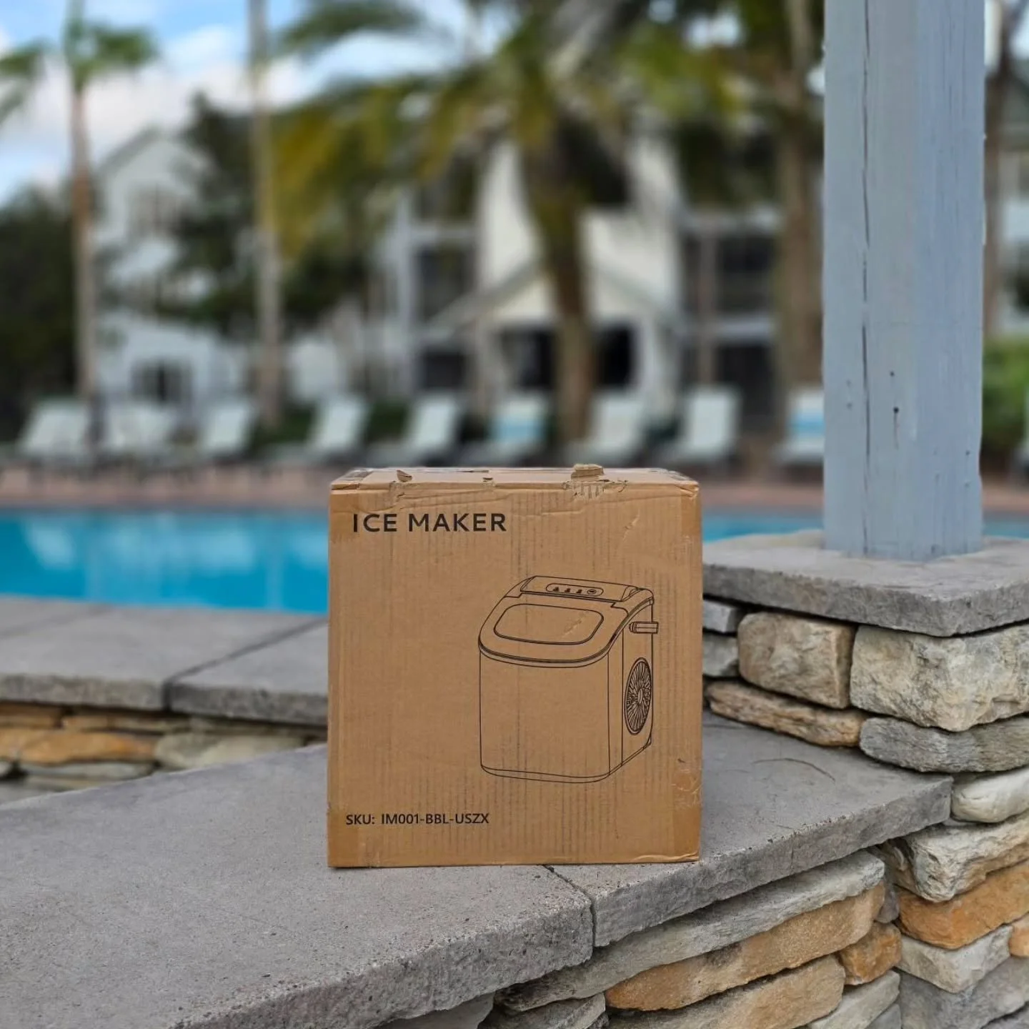 ❄️ DAY 2 GIVEAWAY! ❄️ 
Today&rsquo;s featured prize is a Countertop Ice Maker &mdash; renew today, and you&rsquo;ll get an automatic entry to win it! 

PLUS: Every renewal earns 3 bonus tickets to enter ANY of our 12 Days of Giveaways prizes. 🎁✨ 

R