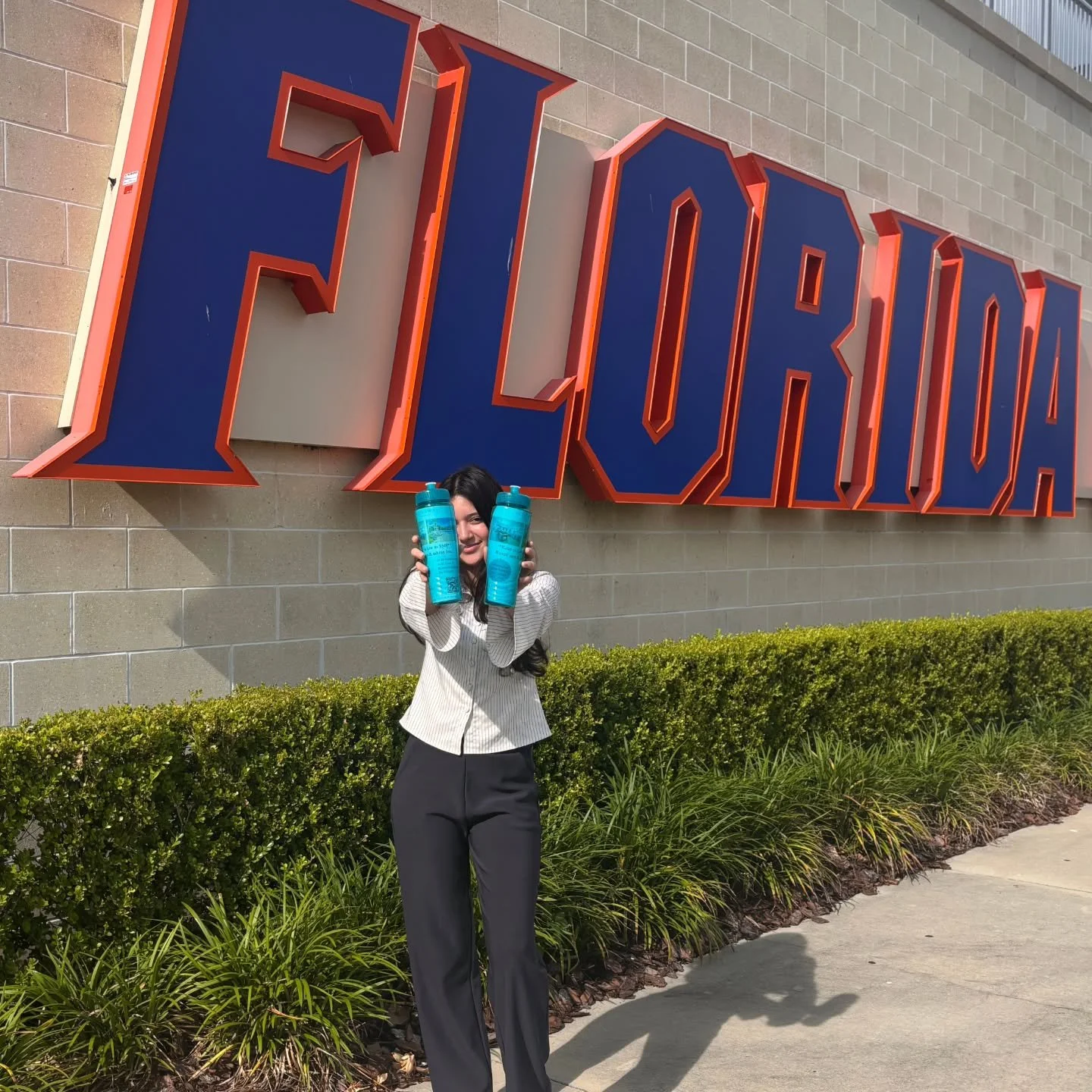🐊 Catch us on campus! 🐊 

Grab a bottle, say hi, and take advantage of our BIGGEST special yet:

 🔥 Apply &amp; sign within 48 hours
 💸 Waived fees
 💸 $300 gift card

The countdown starts when you apply&mdash;don&rsquo;t wait! 

#StudyPlayHideaw