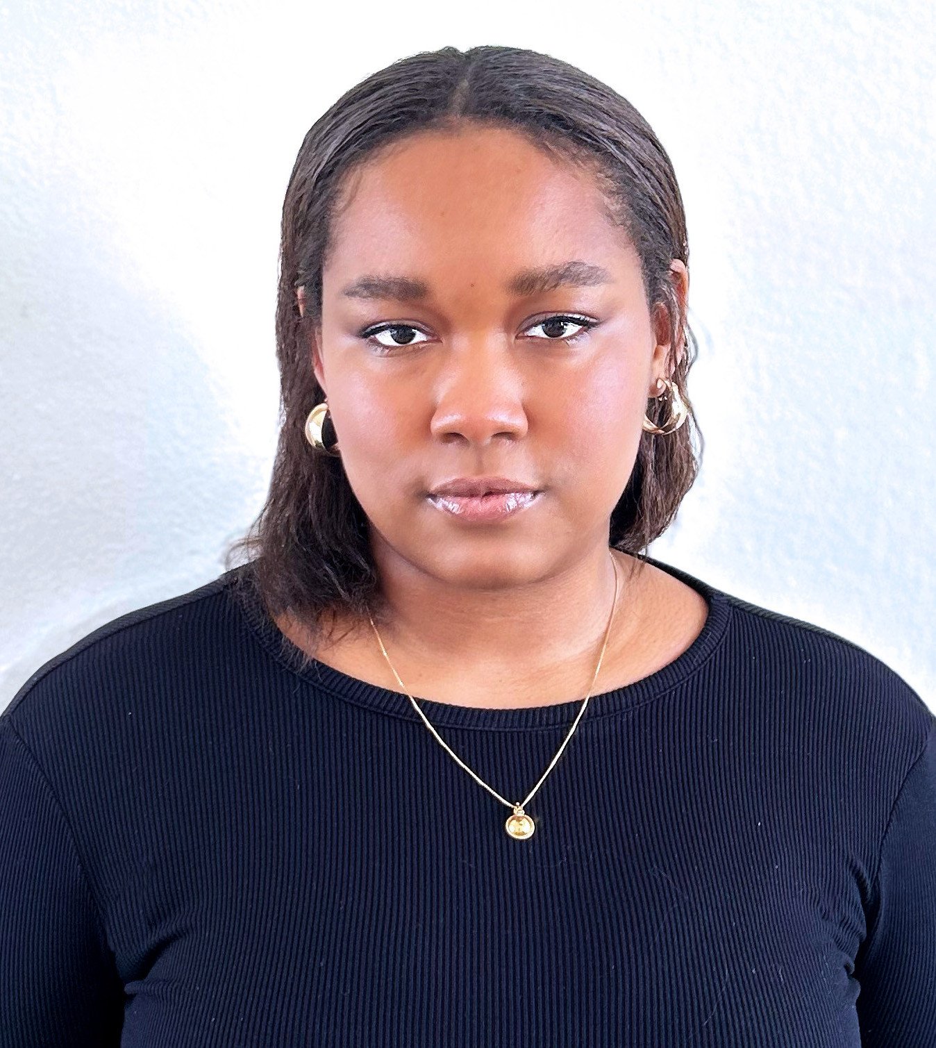 #StudioVisitSunday⁠
⁠
We are highlighting artist and designer, Kenechi, for this week's #StudioVisitSunday!⁠
⁠
KENECHI (b. Nassau, The Bahamas) is an artist and designer whose work bridges fine art and fashion through painterly textile techniques. Us