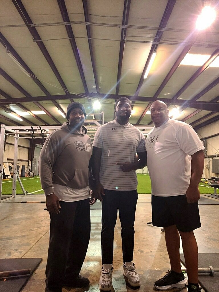 Chidera Uzo-Diribe (LB Coach) - University of Georgia