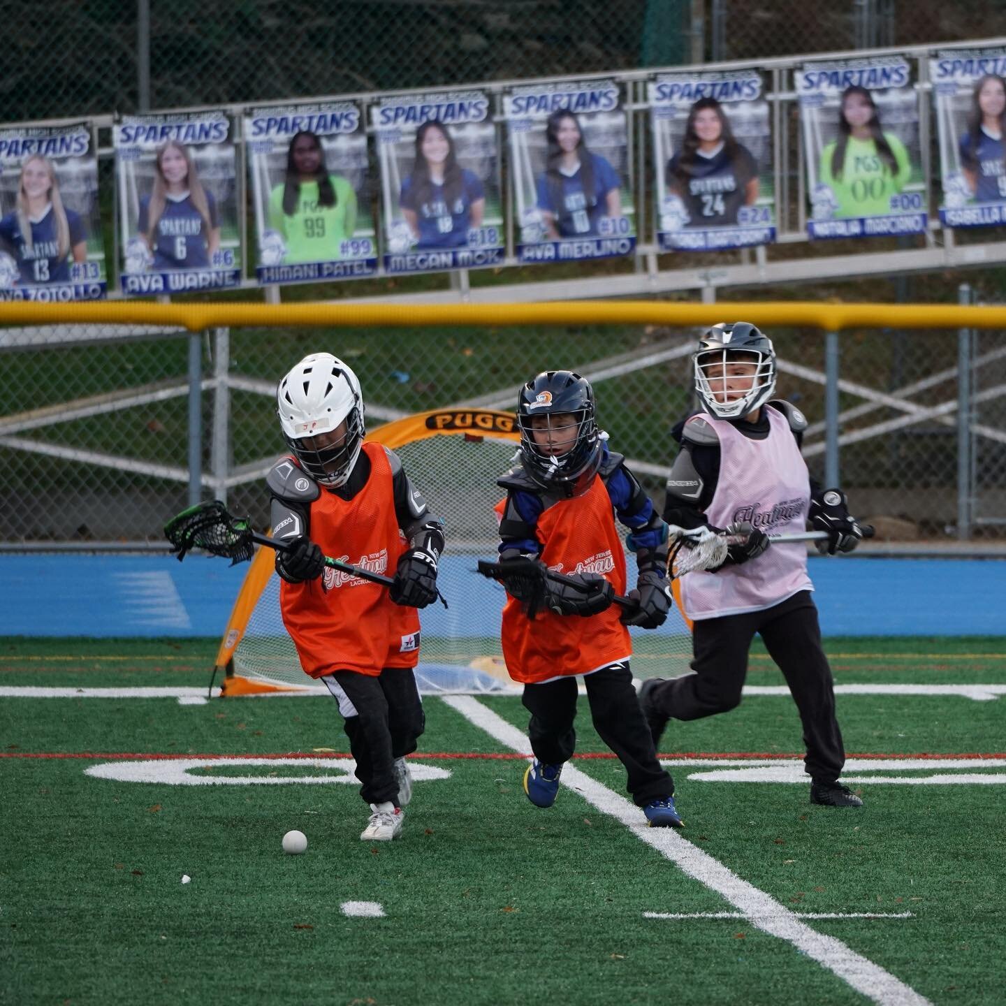 Thank you to everyone who attended our last free clinic! 🙌🏼

Check out our upcoming post for information on our winter training sessions. We hope to see you there! 🥍