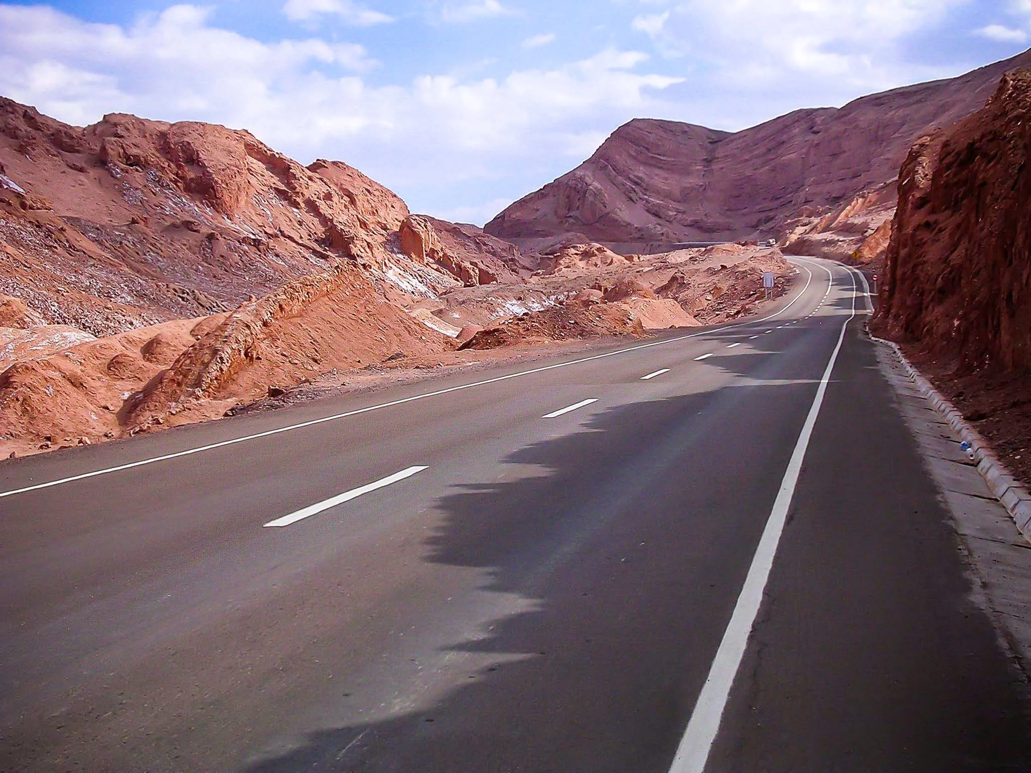 1-ROAD TO VALLE DE LA LUNA, San Pedro de Atacama, Chile.jpg