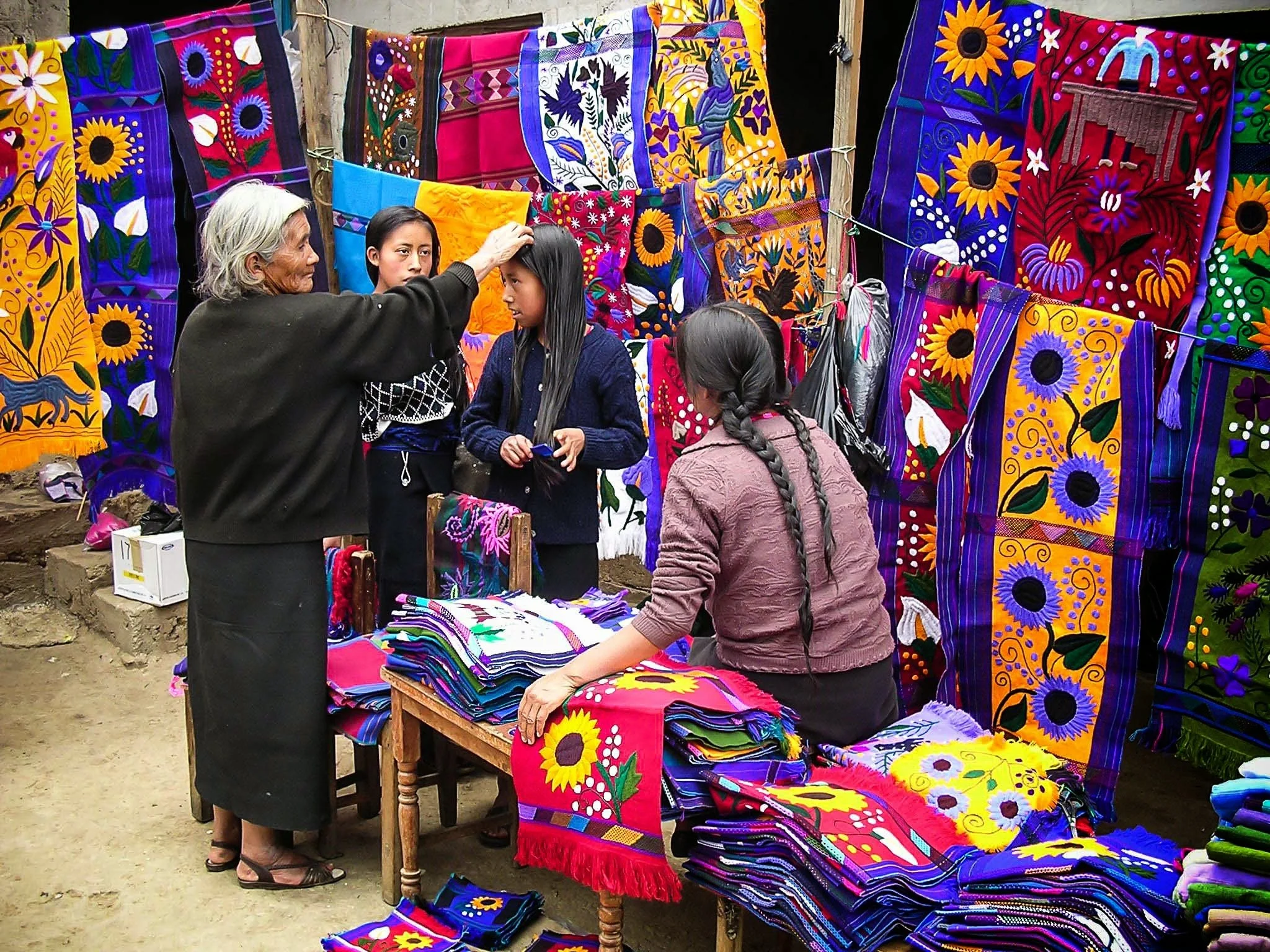 4-INDIGENOUS FAMILY OF ARTISANS, Chiapas (San Juan Chamula), Mexico.jpg