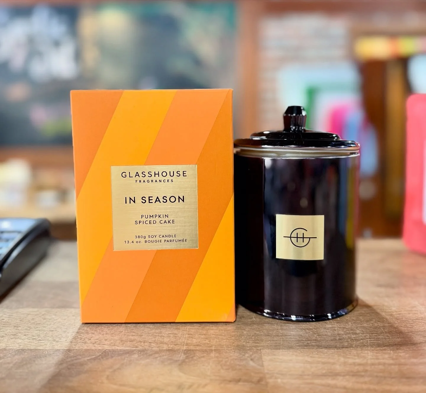 *NEW*

The newest fall scent from Glasshouse Candles: Pumpkin Spiced Cake

&ldquo;Come in from the crisp air and cozy up as golden leaves blaze outside. A crackling fire and a nutty brew of Cinnamon, Nutmeg and hot Pumpkin conjure the season&rsquo;s 