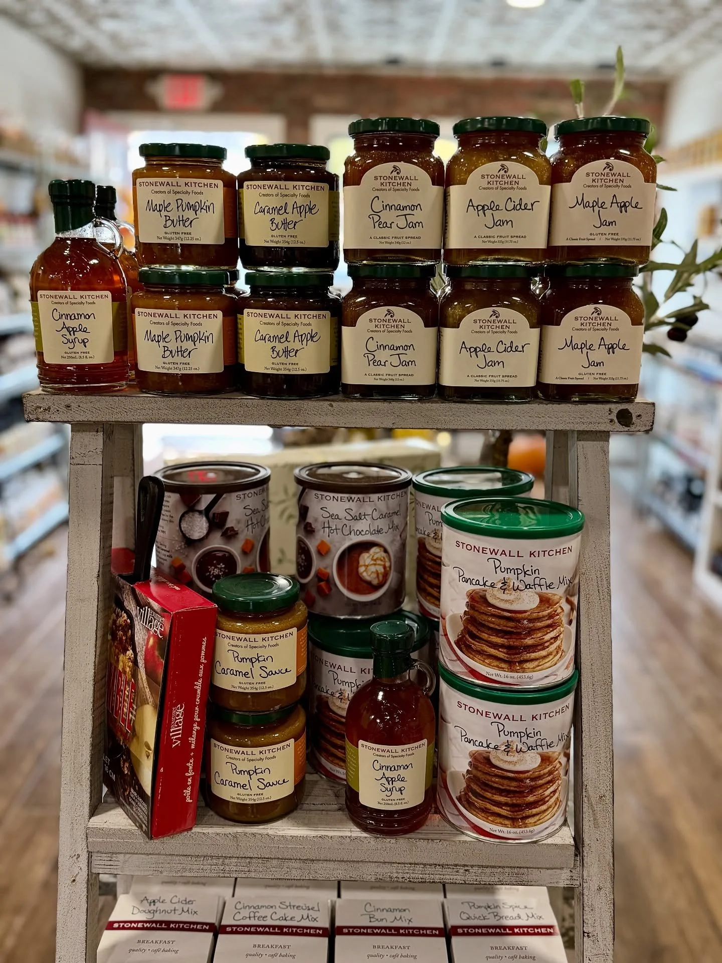 It&rsquo;s officially baking season! Warm up your kitchen (and your heart) with our fall baking mixes &mdash; pumpkin, apple, spice, and everything nice. 🧡