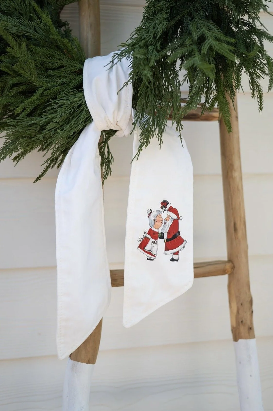 LuckyBird Mr. and Mrs. Claus Wreath Sash