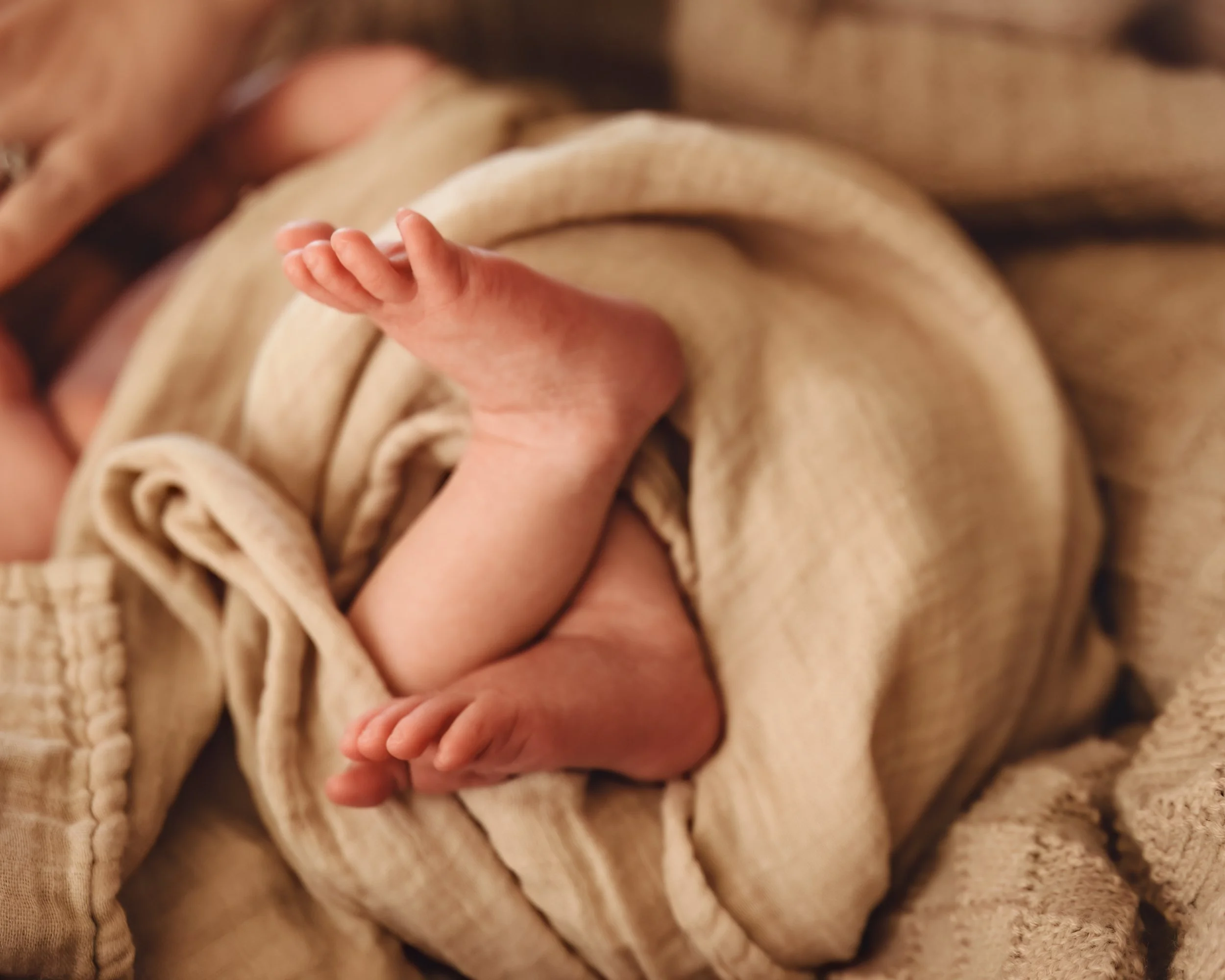 Newsome Newborn Lifestyle-196.jpg