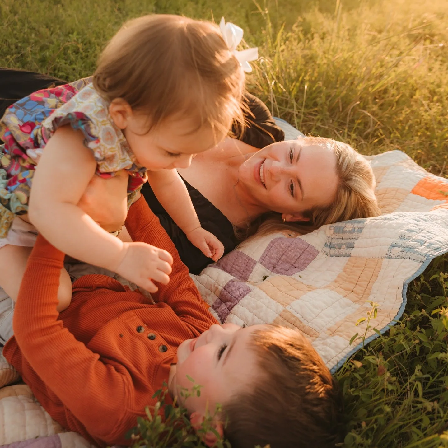Too excited to hold on to these.
I was so impressed with everything and everyone out at @pierson__farm 
Only 30 mins from Dallas 💛

#farmlife #lifestylephotographer #candidphoto #cutefamily #familyphotoshoot #dfw #fortworthphotographer #fortworthpho