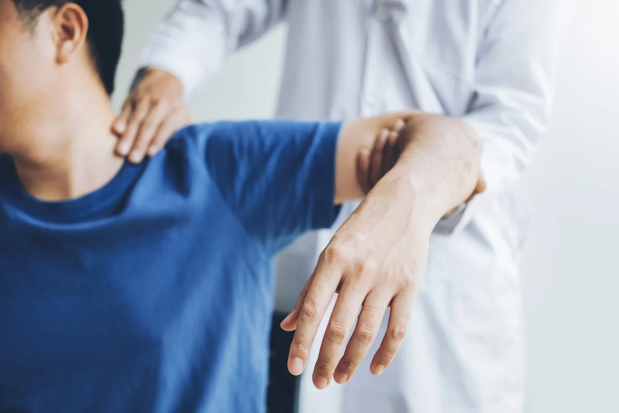 Shoulder Pain? Here’s How to Know If This Program Is Right for You