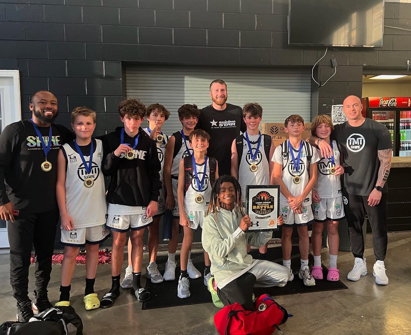 Finished off our Fall AAU season on a high note! 🏆 Seeing each of these guys work hard to consistently improve each week going into their winter hoop seasons has been great!