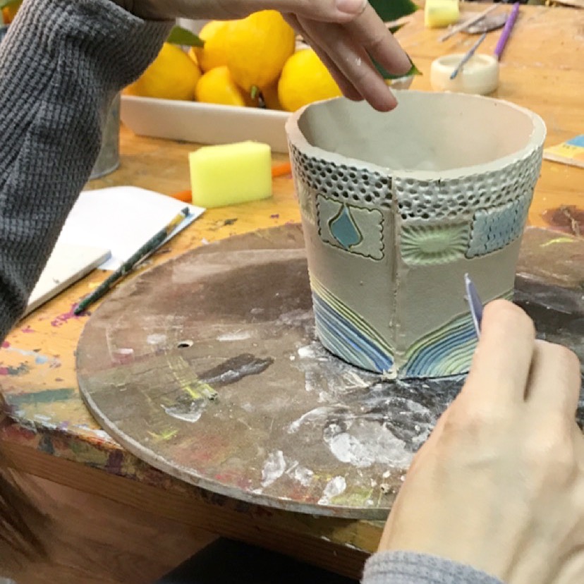 beginning adult ceramic class