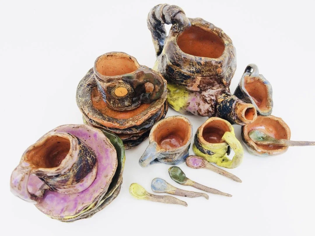 Children's tea set.jpg