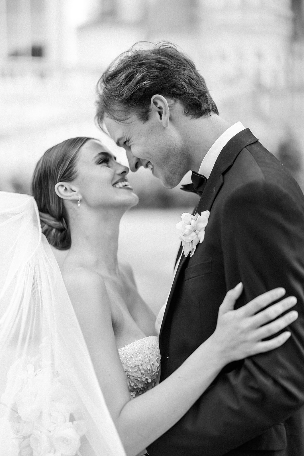 LivByGrace-Photography-TheOlana-Weddings-R&G-GettingReady&BridalPortraits-7.jpg
