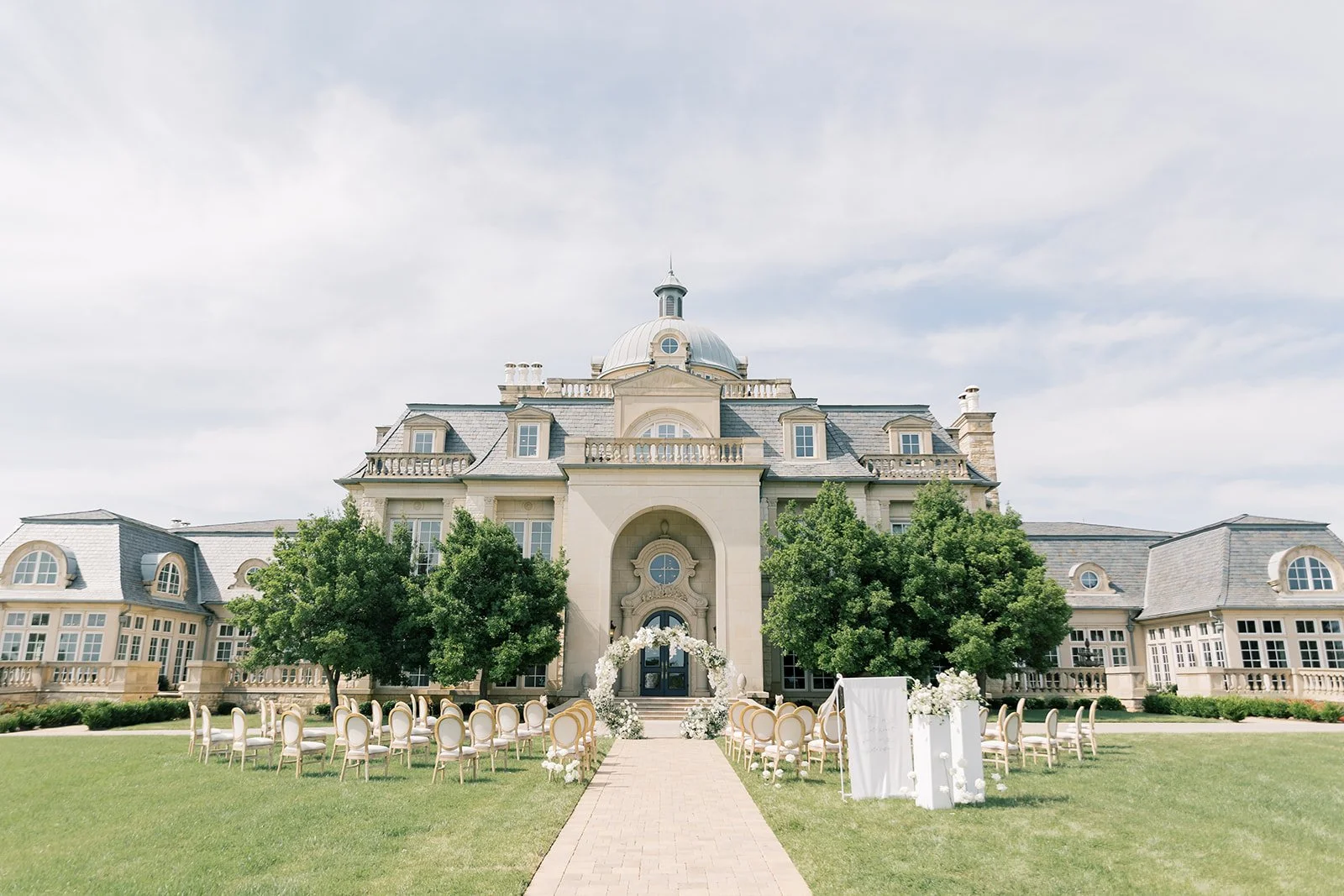 LivByGrace-Photography-TheOlana-Weddings-R&G-Details-4.jpg
