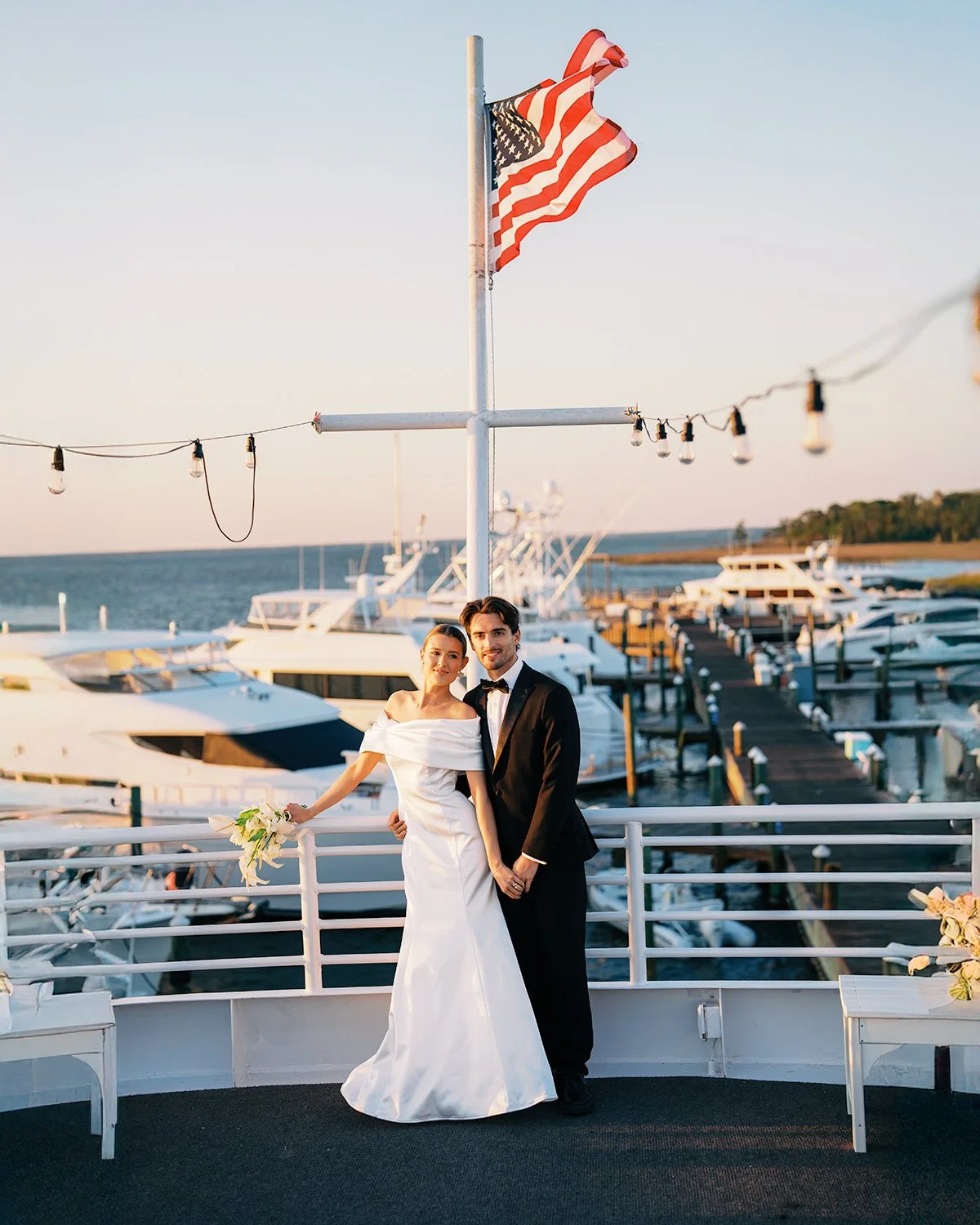 AnniePiland_BoatWedding-46.jpg