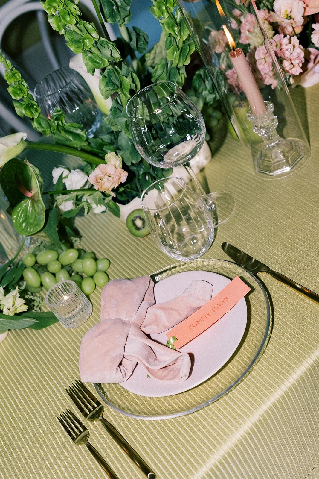 LivByGrace-Dallas-Wedding-Photography-TheEmerson-Reception-3.jpg