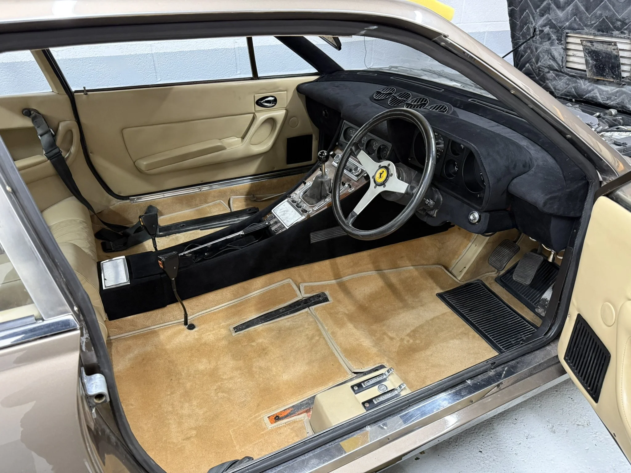 Ferrari 412 Dash Retrim