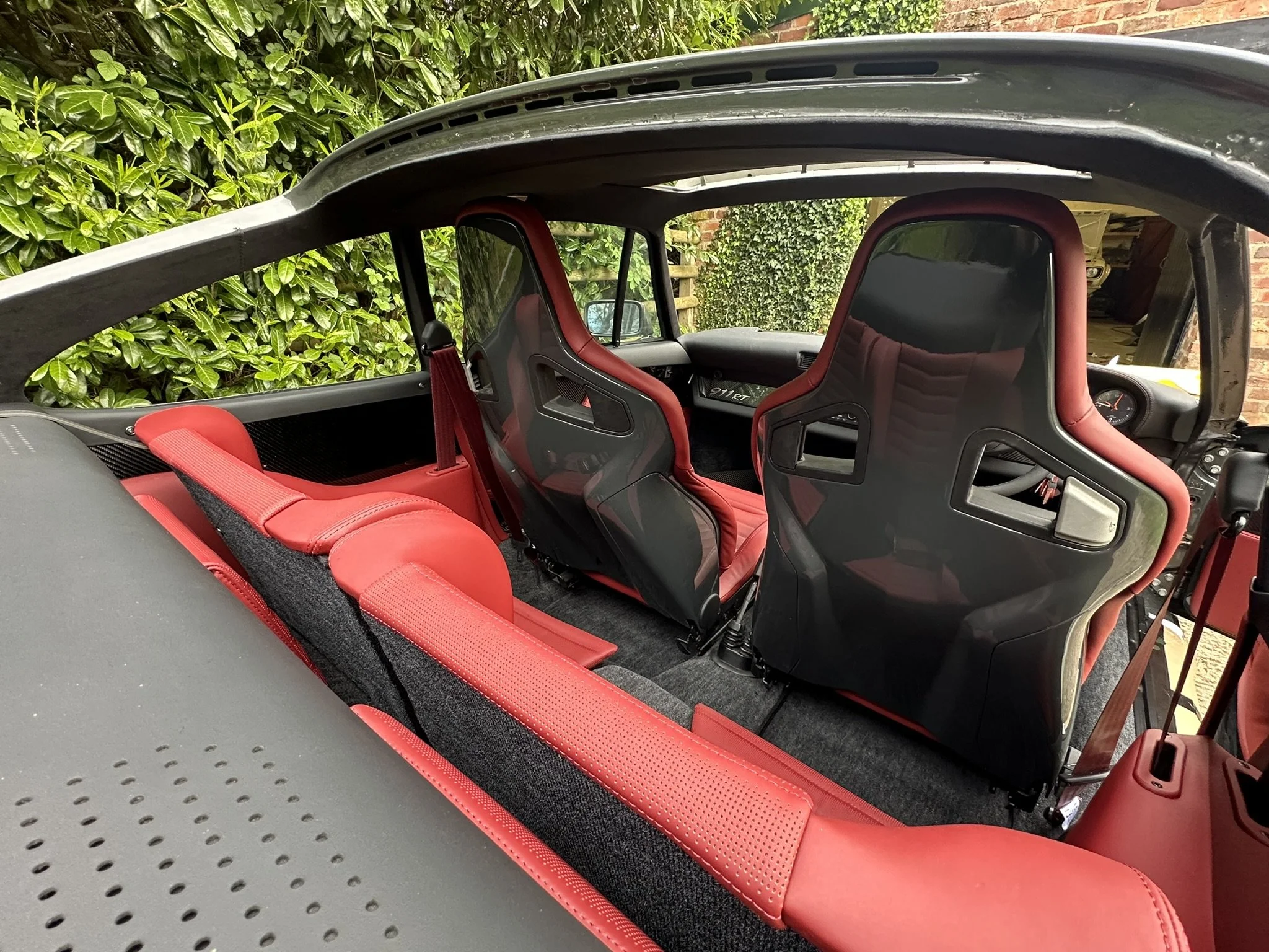 Porsche 911 G Series Carbon Fiber Trim