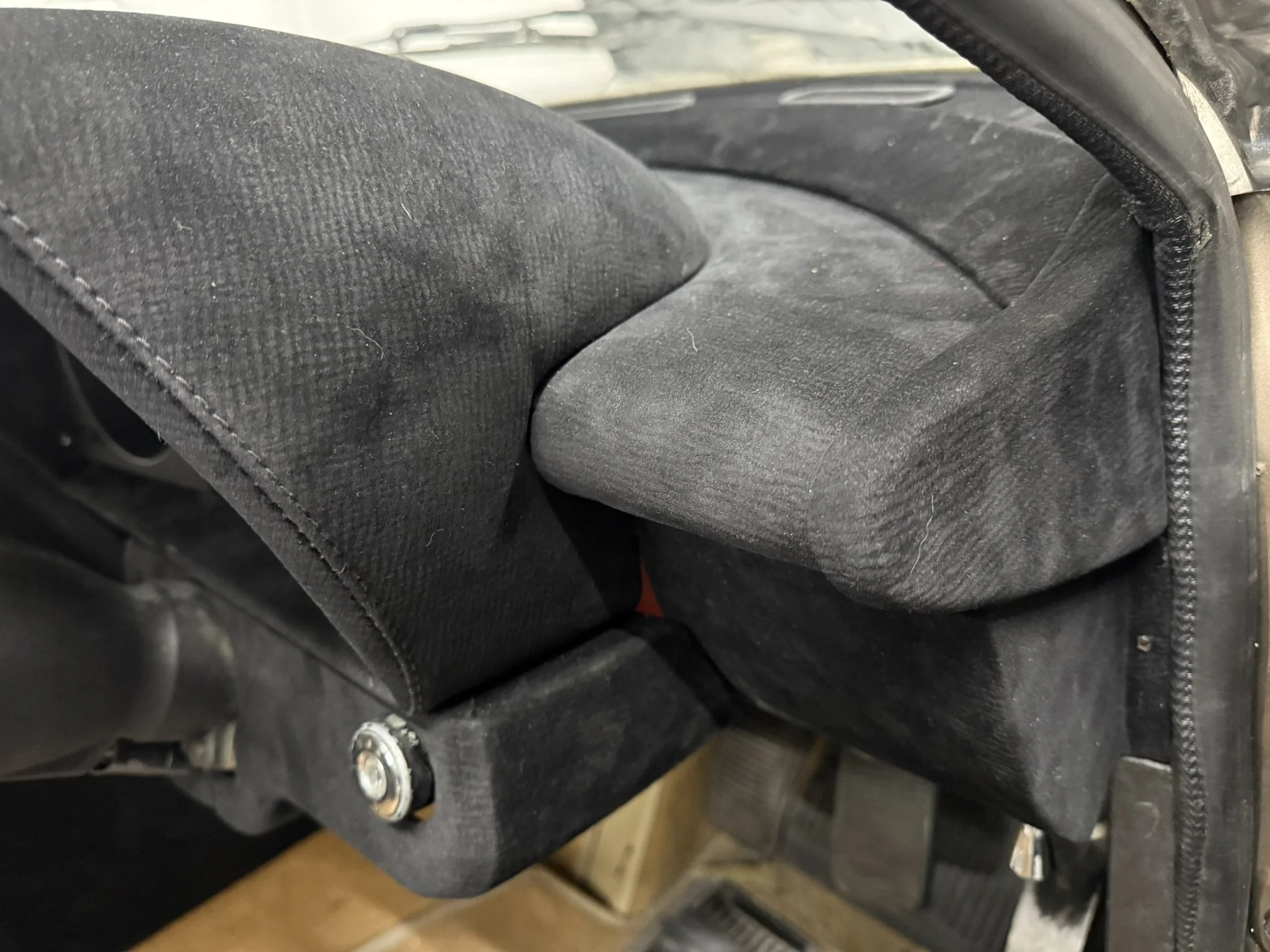 Ferrari 412 Dash Retrim