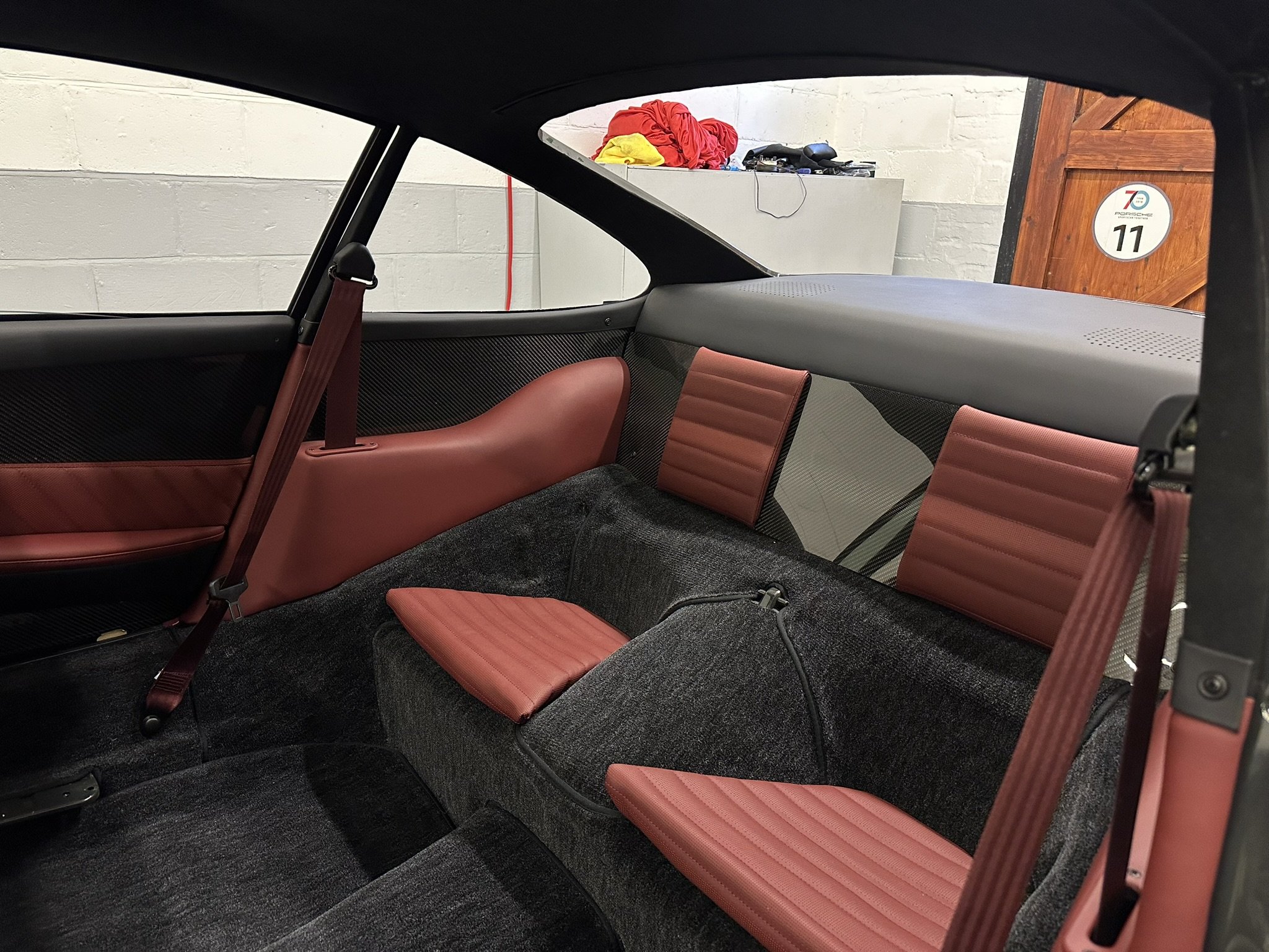 Porsche 911 G Series Carbon Fiber Trim