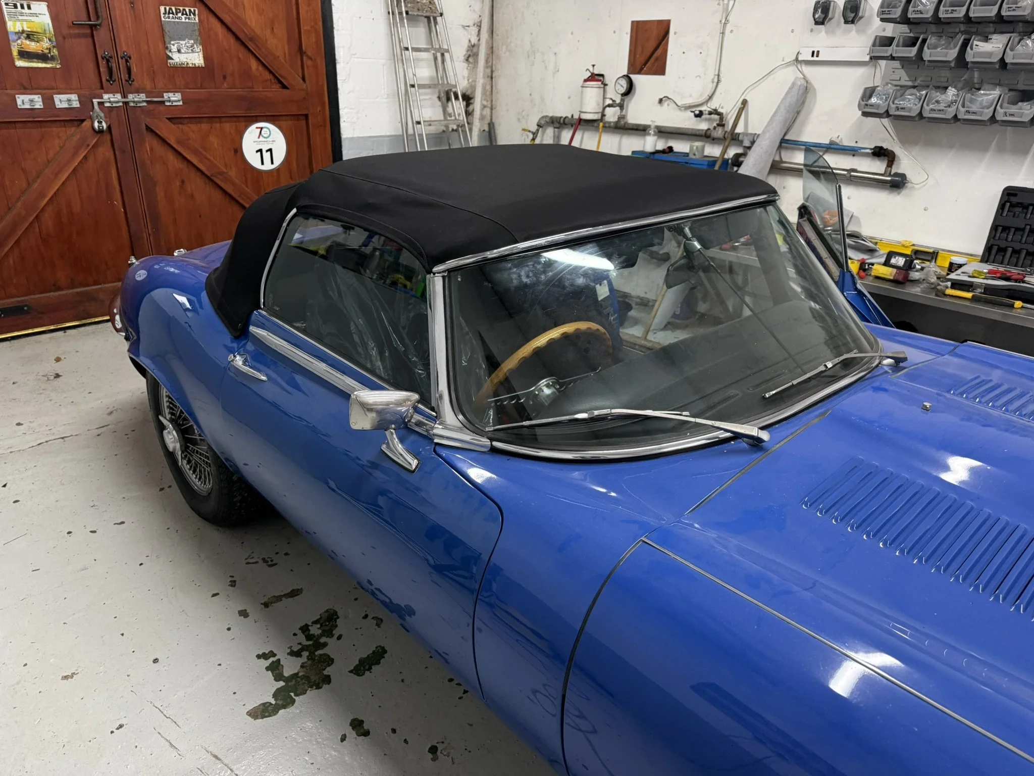 Jaguar E Type V12 Mohair Hood